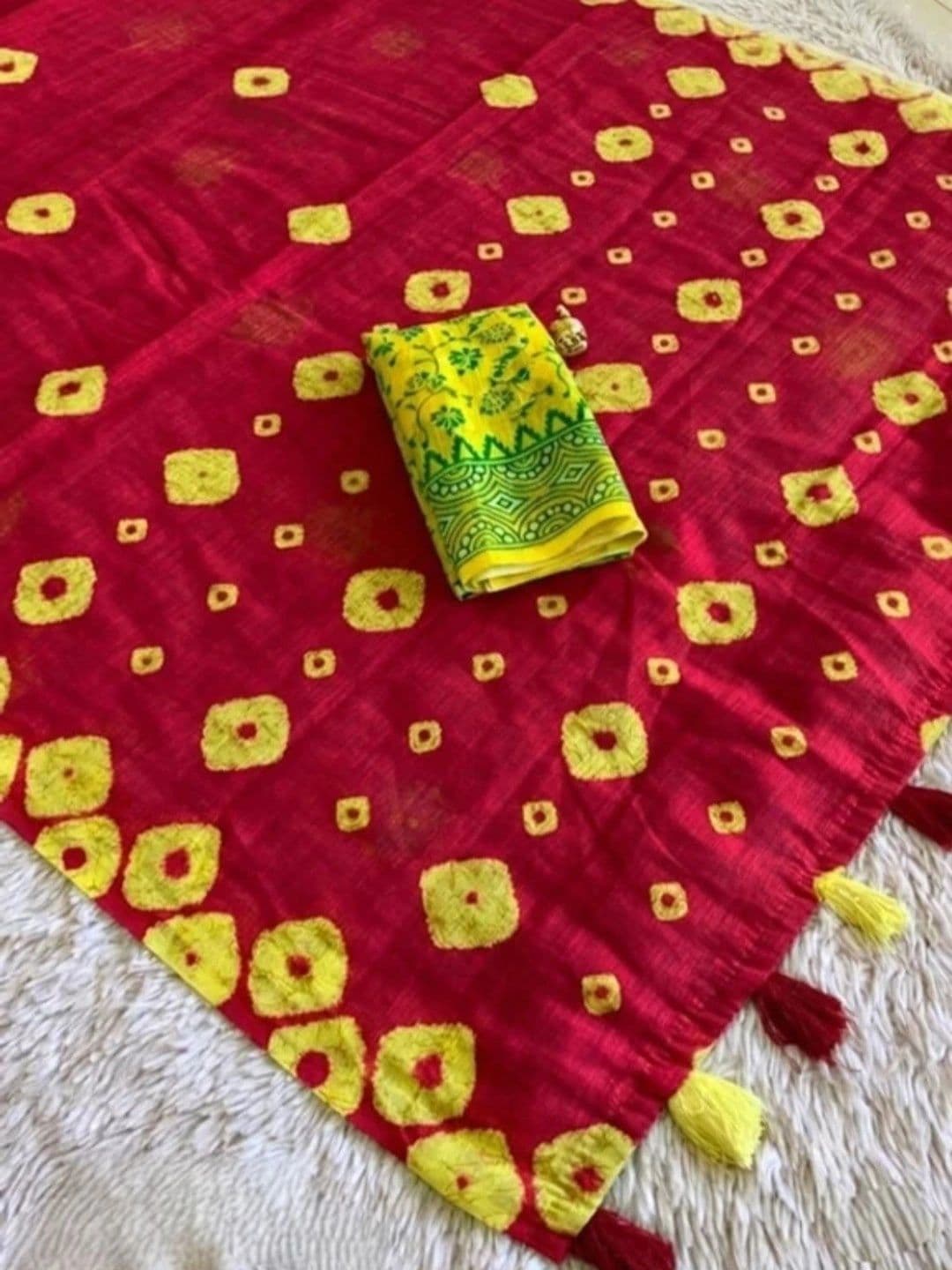 RAJHANS ENTERPRISE Bandhani Pure Linen Saree thumbnail 4
