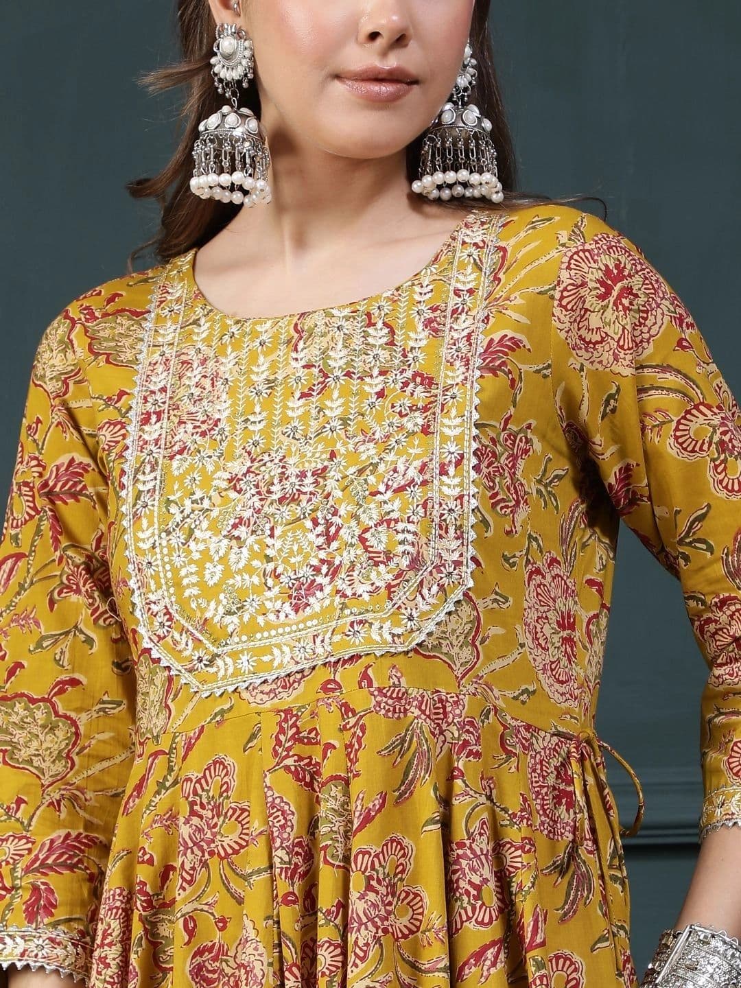 WOMENCLICK Women Floral Printed Thread Work Floral Anarkali Kurta thumbnail 4