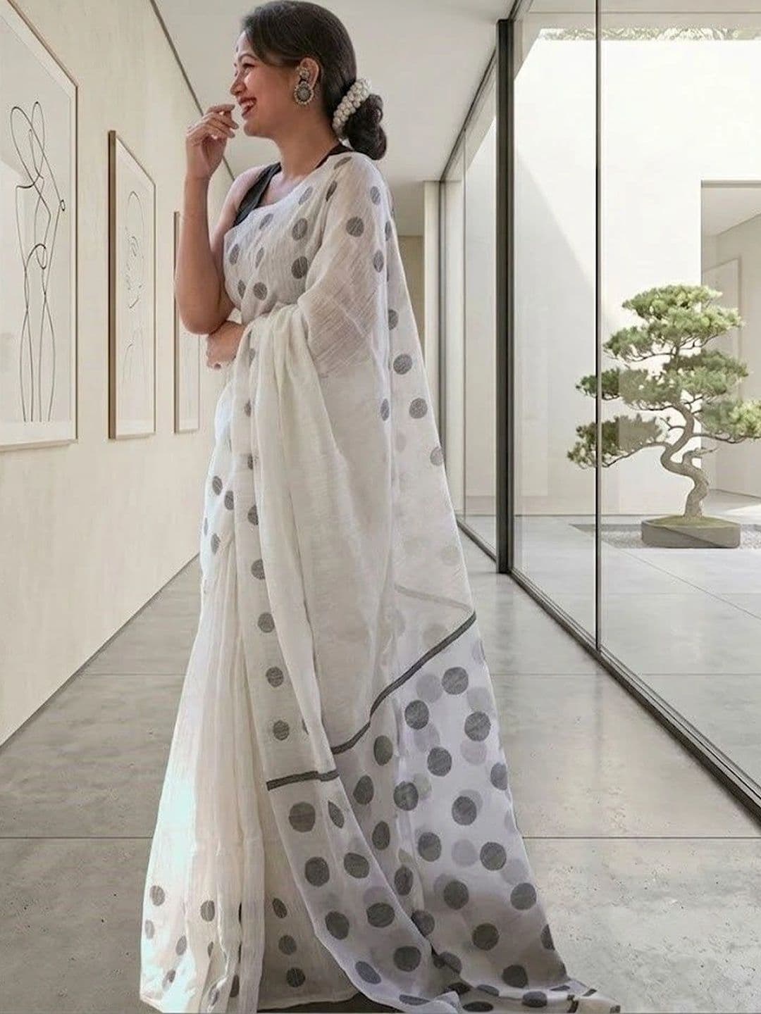 Bhagirath Fashion Woven Design Zari Art Silk Banarasi Saree thumbnail 2