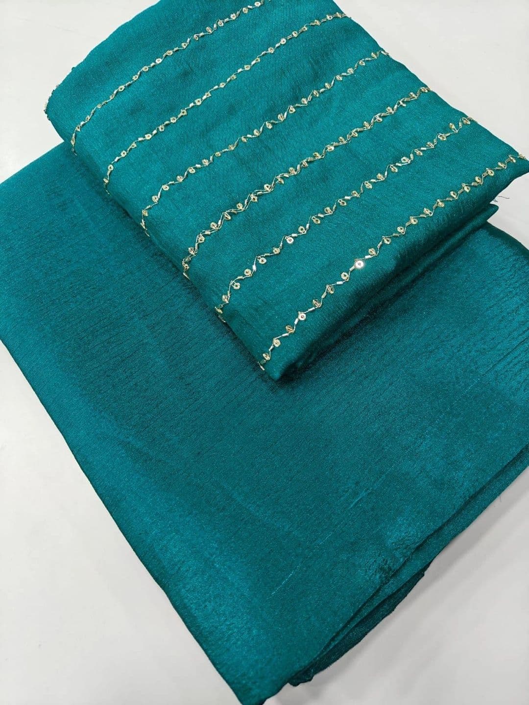 VRAGI Sequinned Saree thumbnail 3
