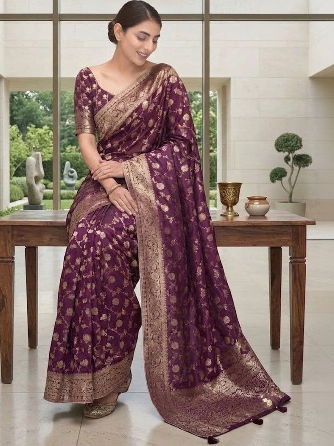 Okom Woven Design Zari Art Silk Banarasi Saree thumbnail 3