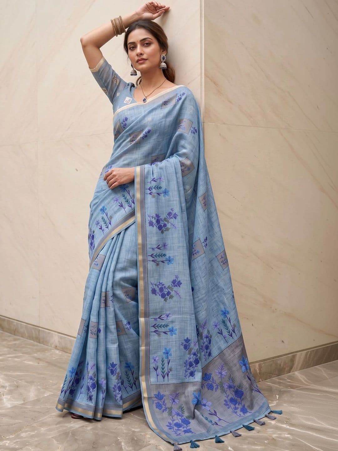 OLIVE SAGE Floral Linen Blend Tussar Saree thumbnail 6