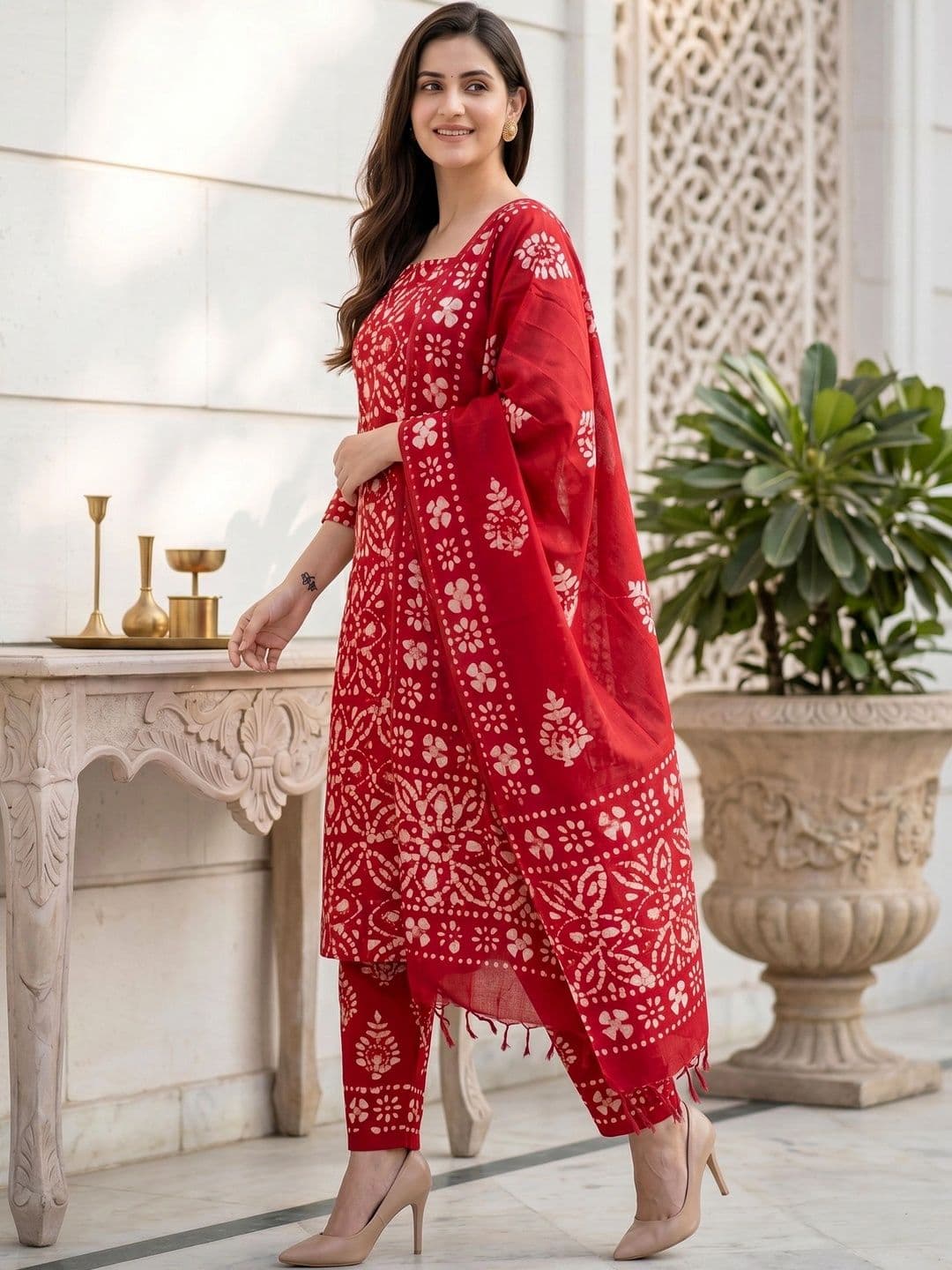 Mollika Printed Unstitched Dress Material thumbnail 5