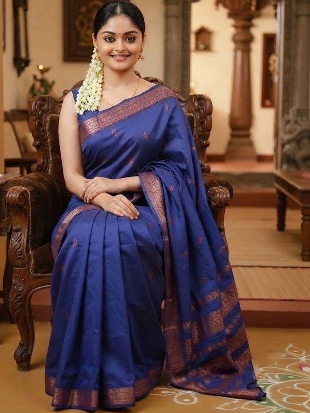 THE AQUARIUS Women Woven Design Zari Art Silk Banarasi Saree thumbnail 2