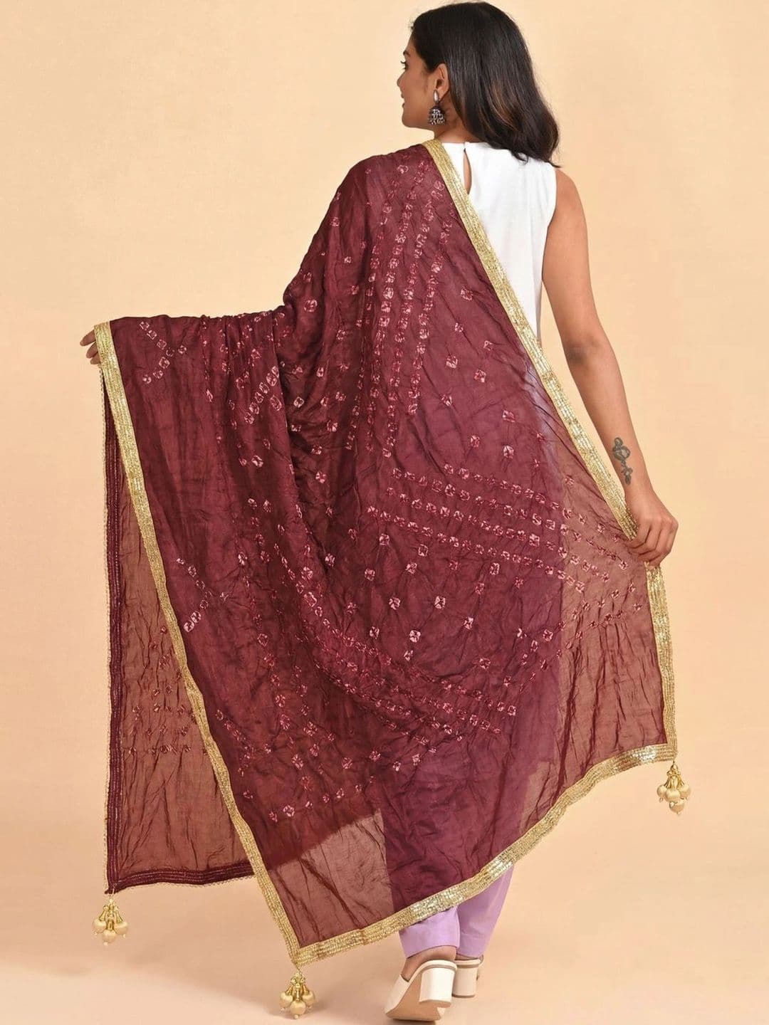KALINI Dyed Bandhani Dupatta thumbnail 4