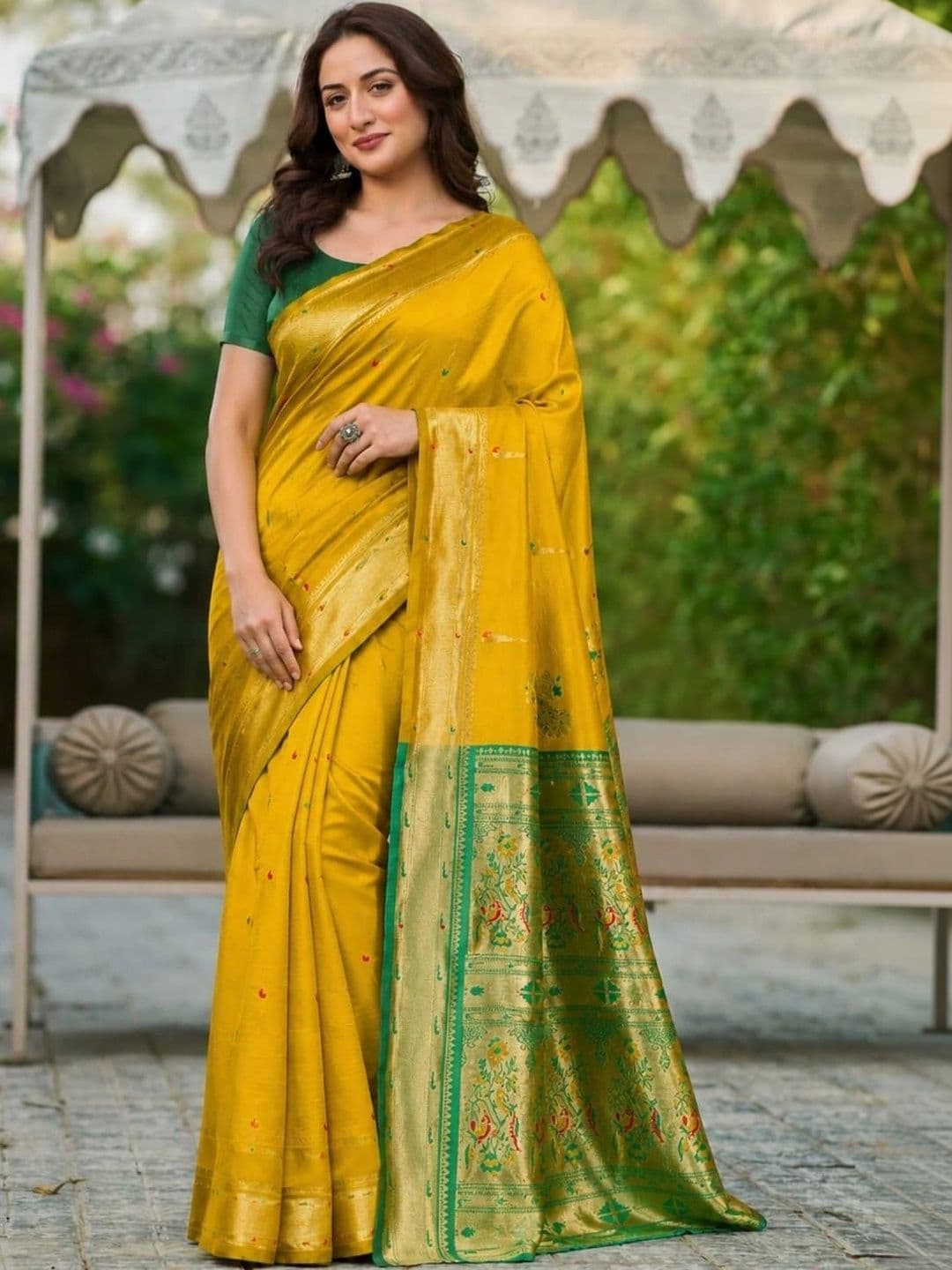 Veera Collection Woven Design Zari Art Silk Designer Banarasi Saree - view 1