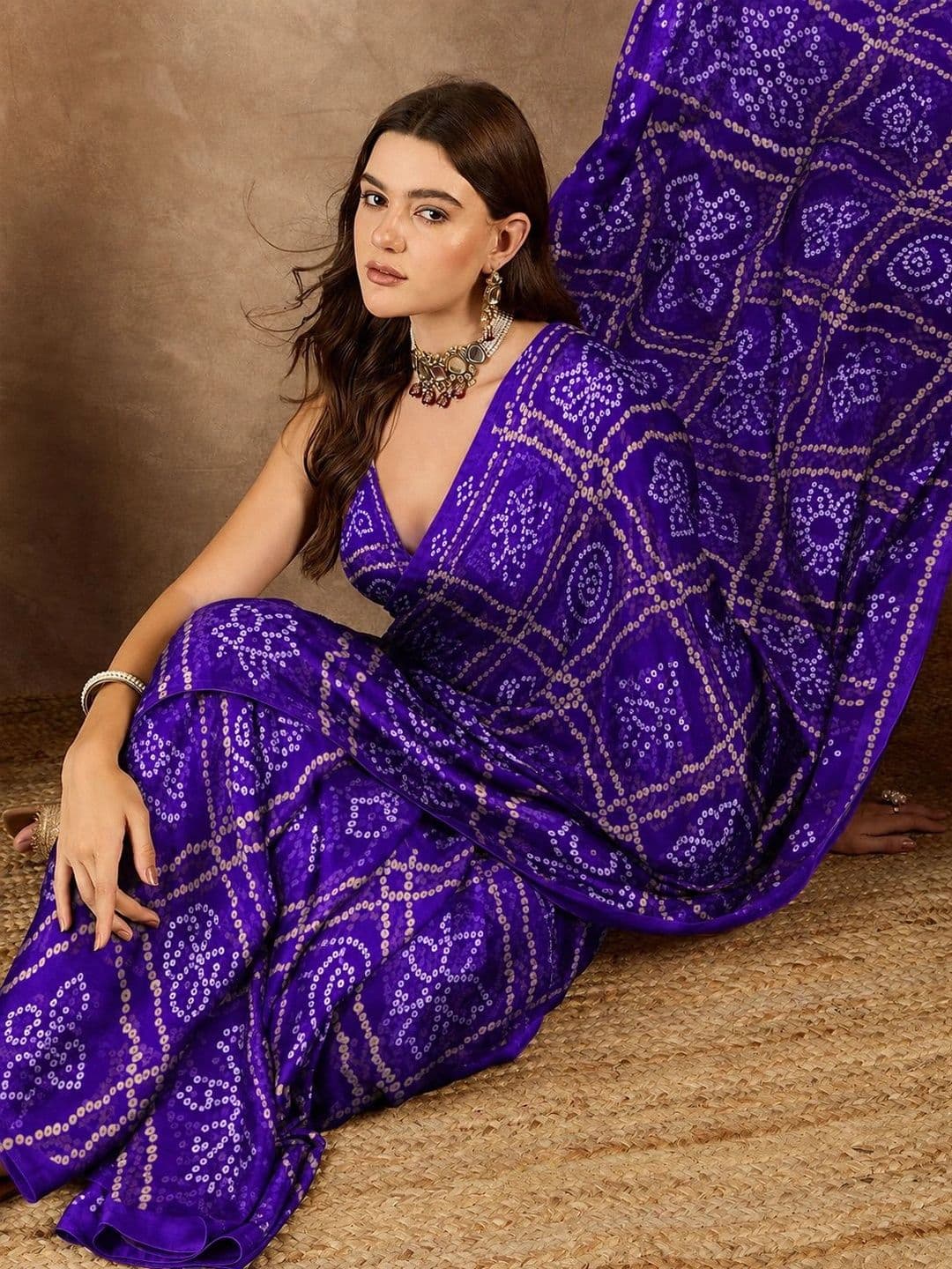 SANJANA  SILK SANJANA SILK Bandhani Pure Georgette Saree thumbnail 2