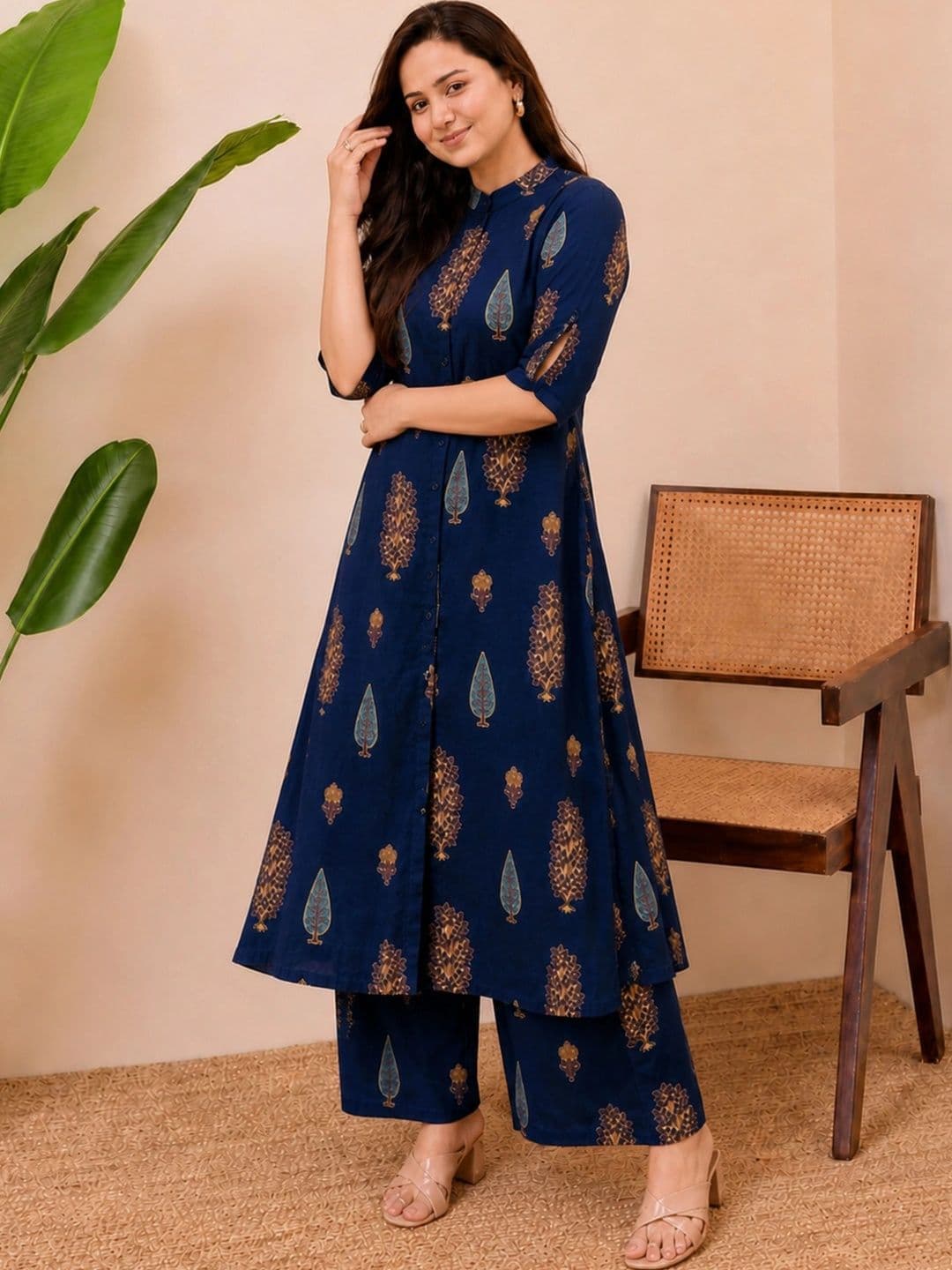 SZN Women Ethnic Motifs Printed Regular Kurta with Palazzos thumbnail 2