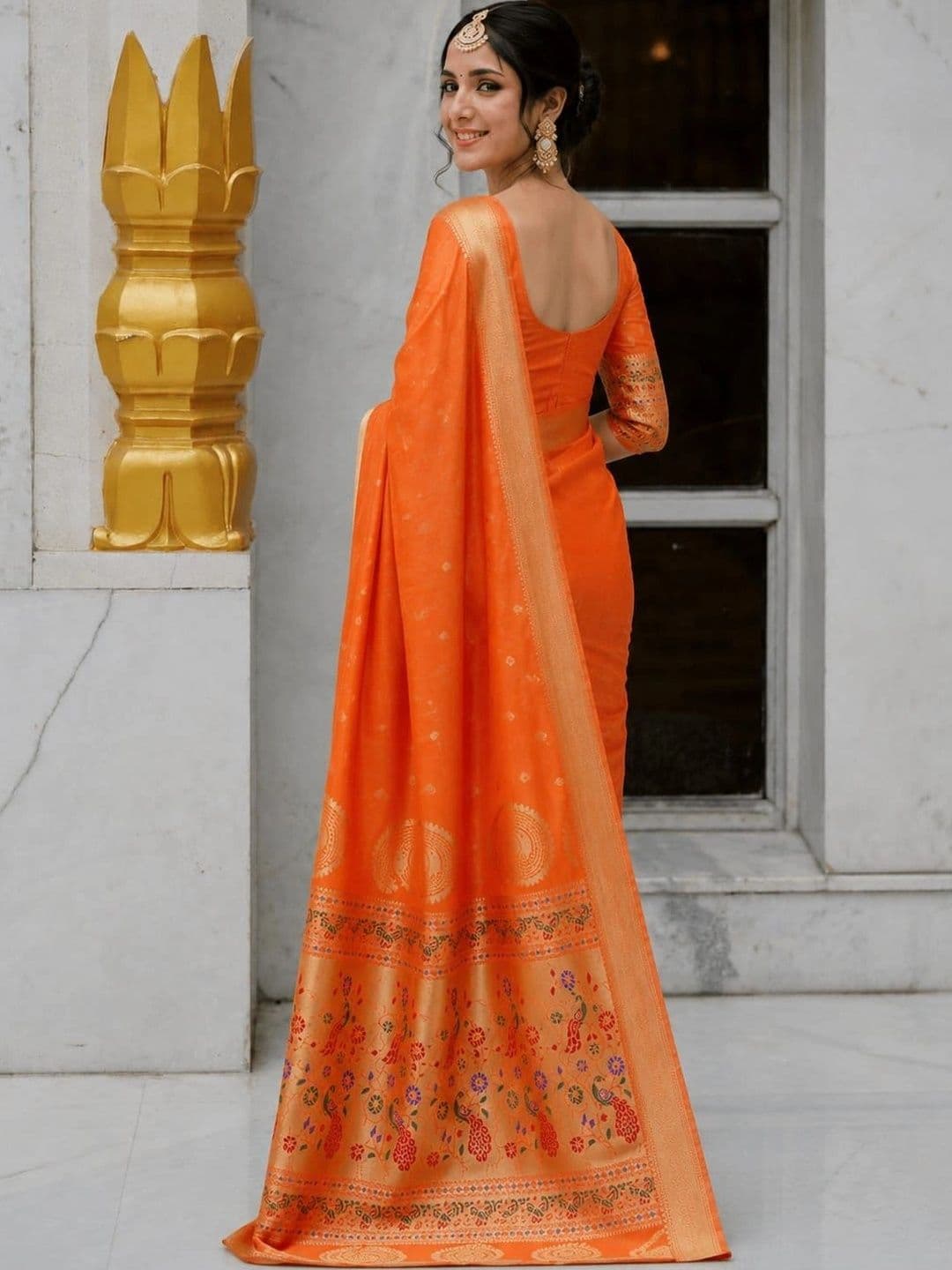vastranagari Woven Design Zari Art Silk Designer Banarasi Saree thumbnail 2