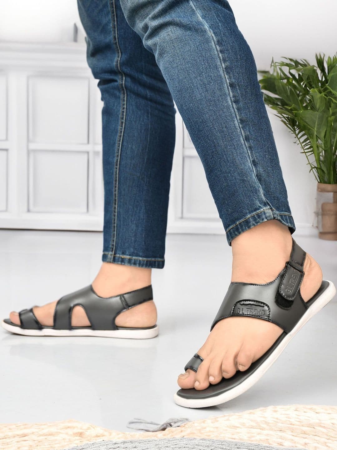 G L Trend Men's Grey Casual Comfort Open Toe Slip-On Sandals thumbnail 2