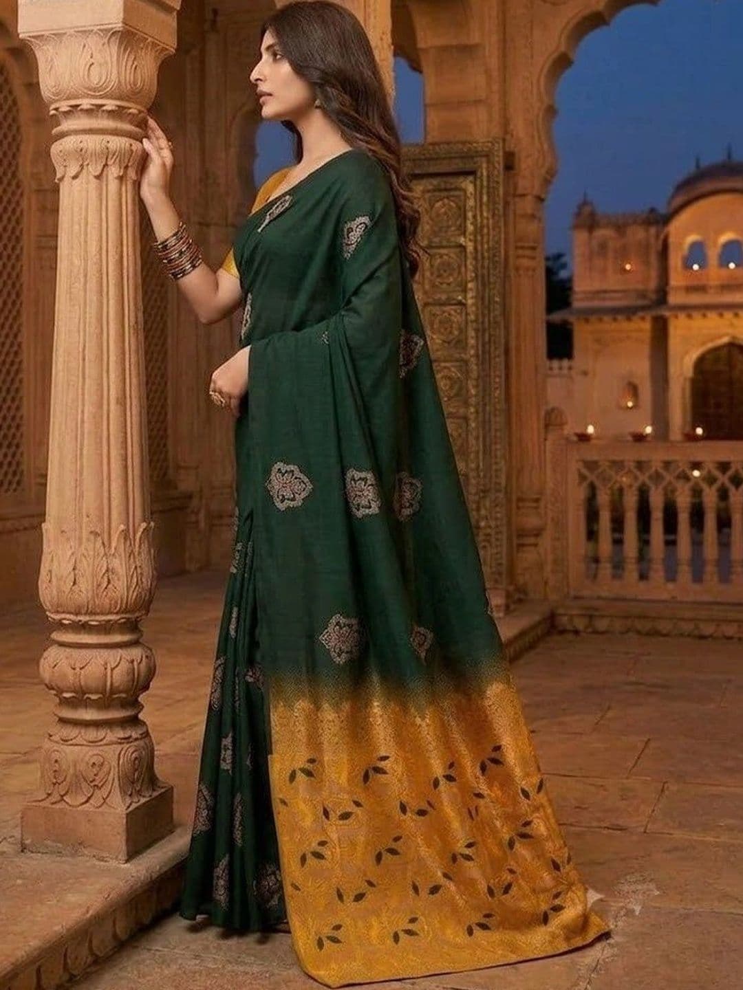 THE AQUARIUS Woven Design Zari Art Silk Banarasi Saree thumbnail 5
