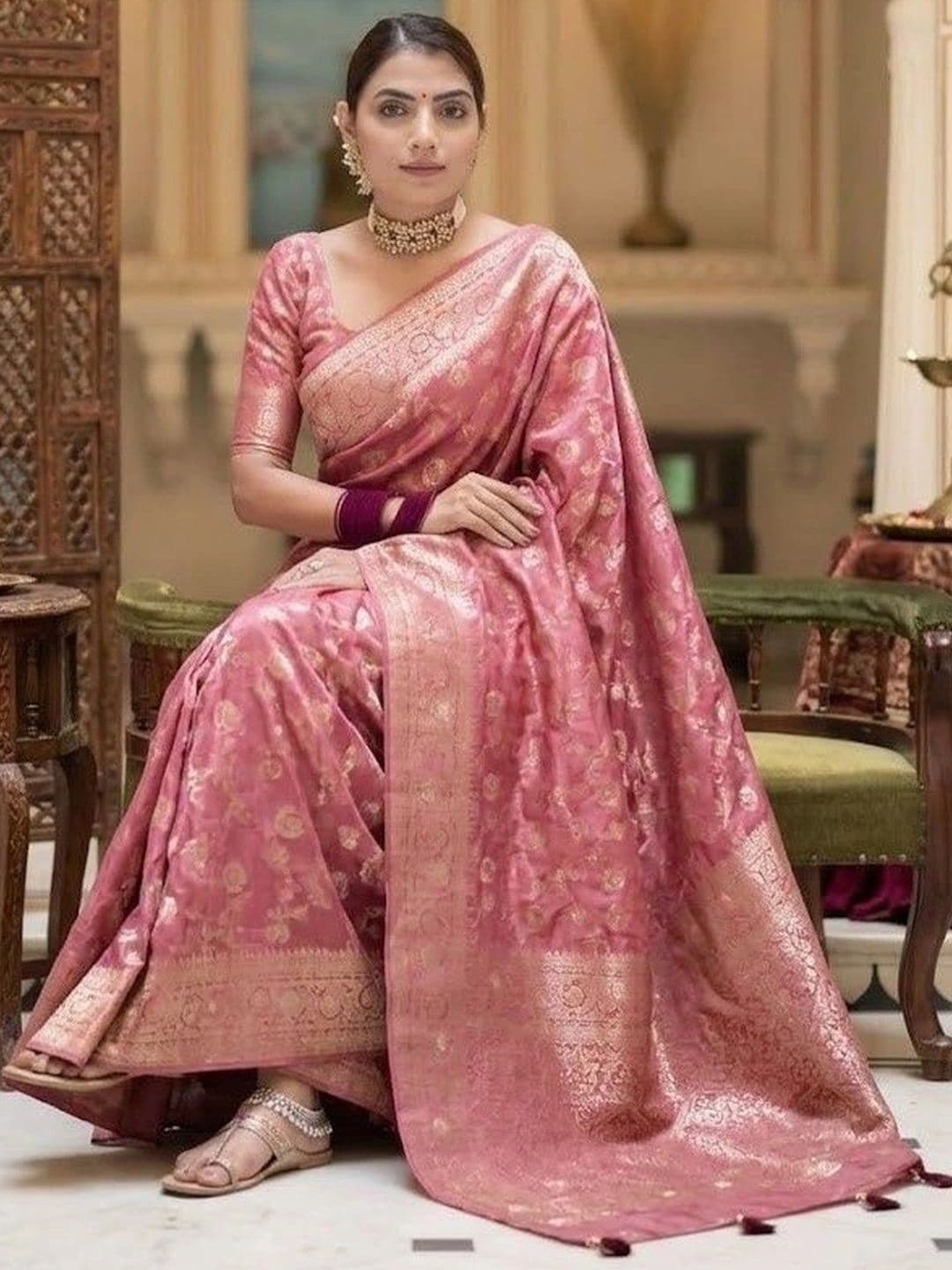 YASHASVI FASHION Woven Design Zari Art Silk Banarasi Saree thumbnail 3
