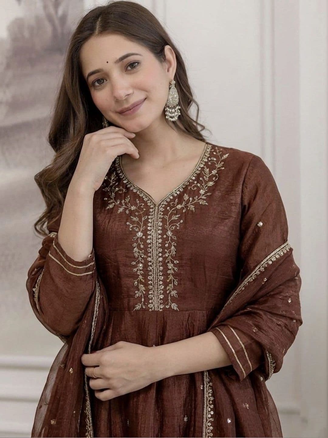 VIRJAT Women Ethnic Motifs Embroidered Empire Thread Work Kurta with Palazzos & With Dupatta thumbnail 2