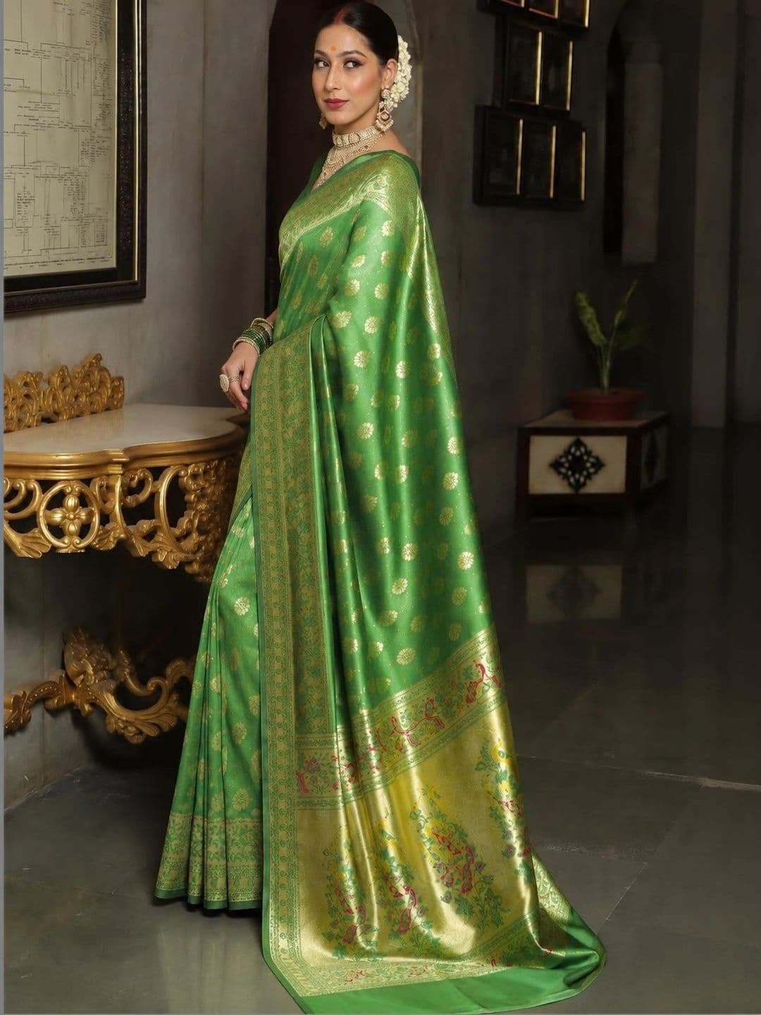 vastranagari Woven Design Zari Art Silk Designer Banarasi Saree thumbnail 3