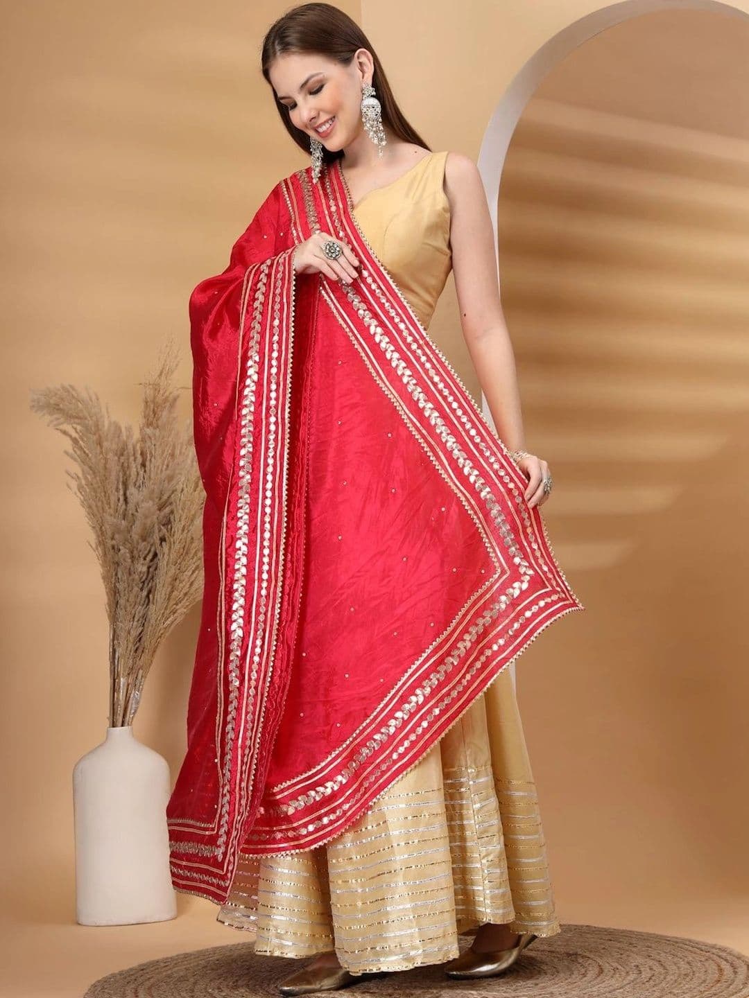 KALINI Dupatta with Gotta Patti thumbnail 4