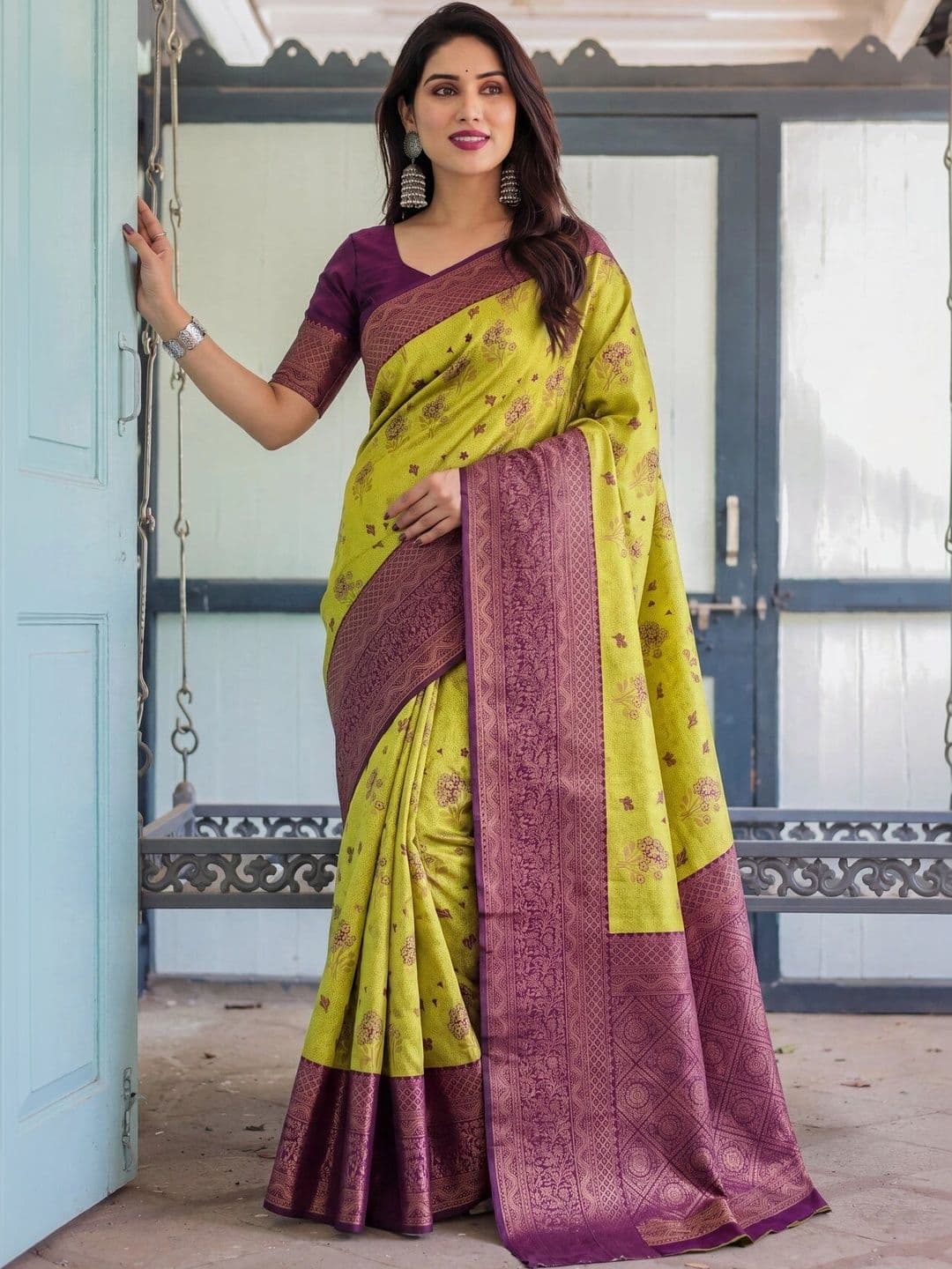 VS MALL Ethnic Motifs Zari Banarasi Saree thumbnail 2