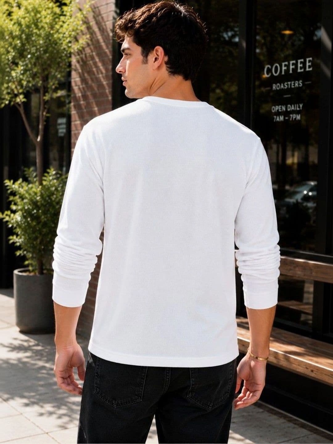 Netclick Men T-shirt thumbnail 2