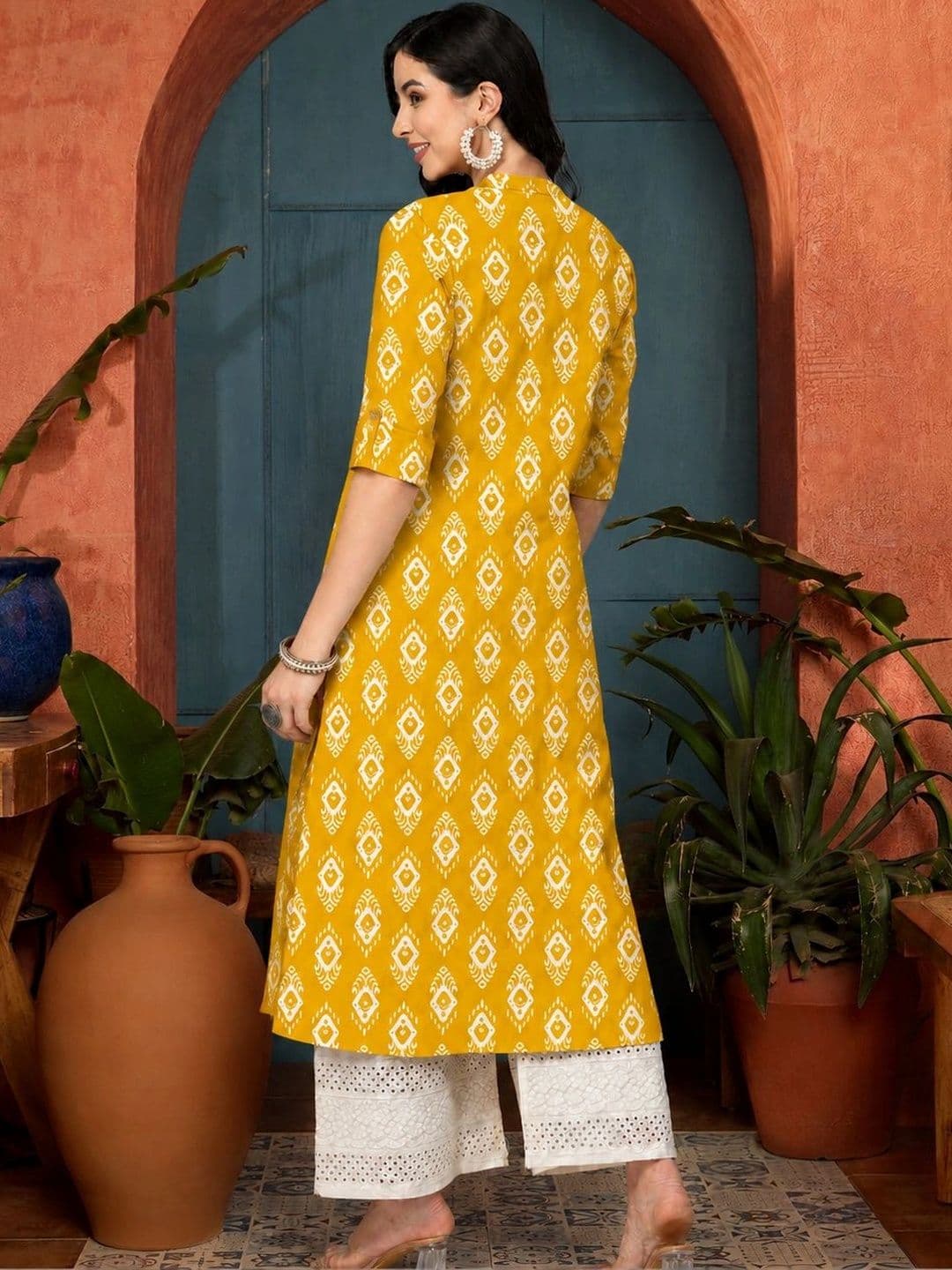 Stylum Women Geometric Printed Kurta thumbnail 5