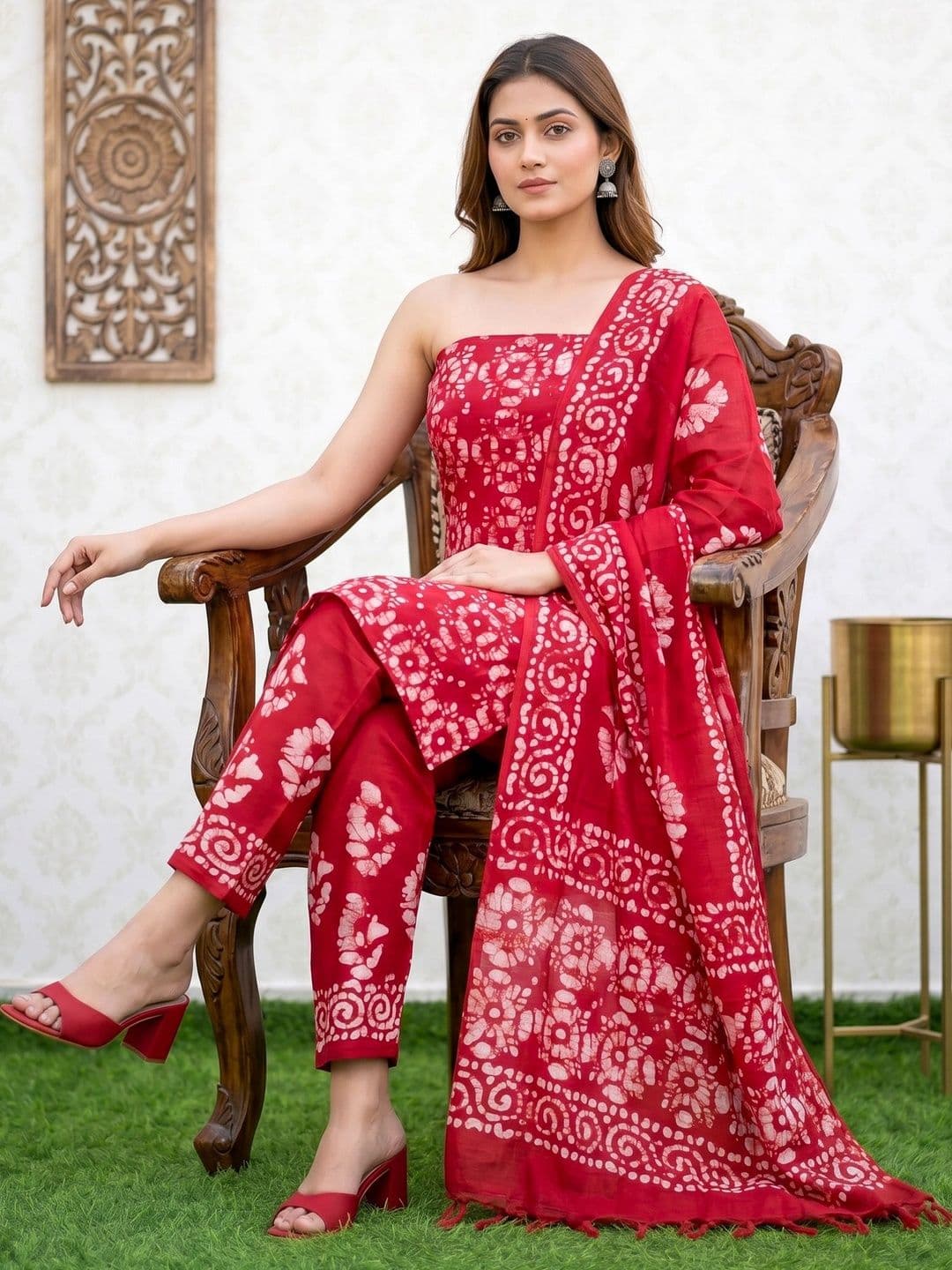 Mollika Printed Unstitched Dress Material thumbnail 2