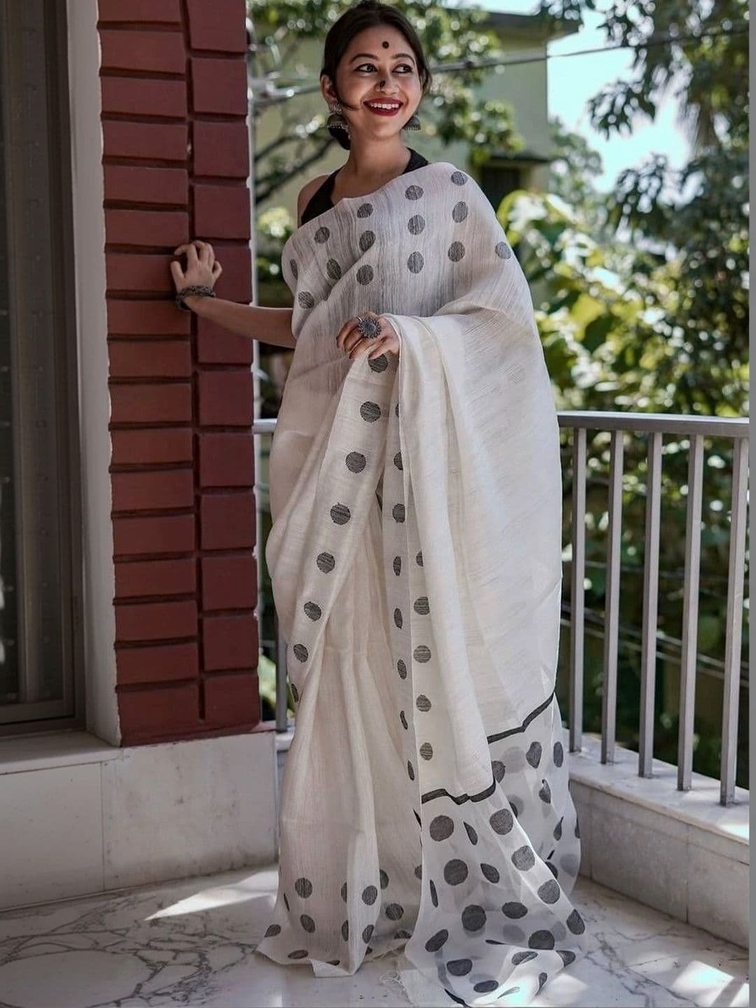 Vidula Fashion Polka Dot Zari Art Silk Banarasi Saree - view 1