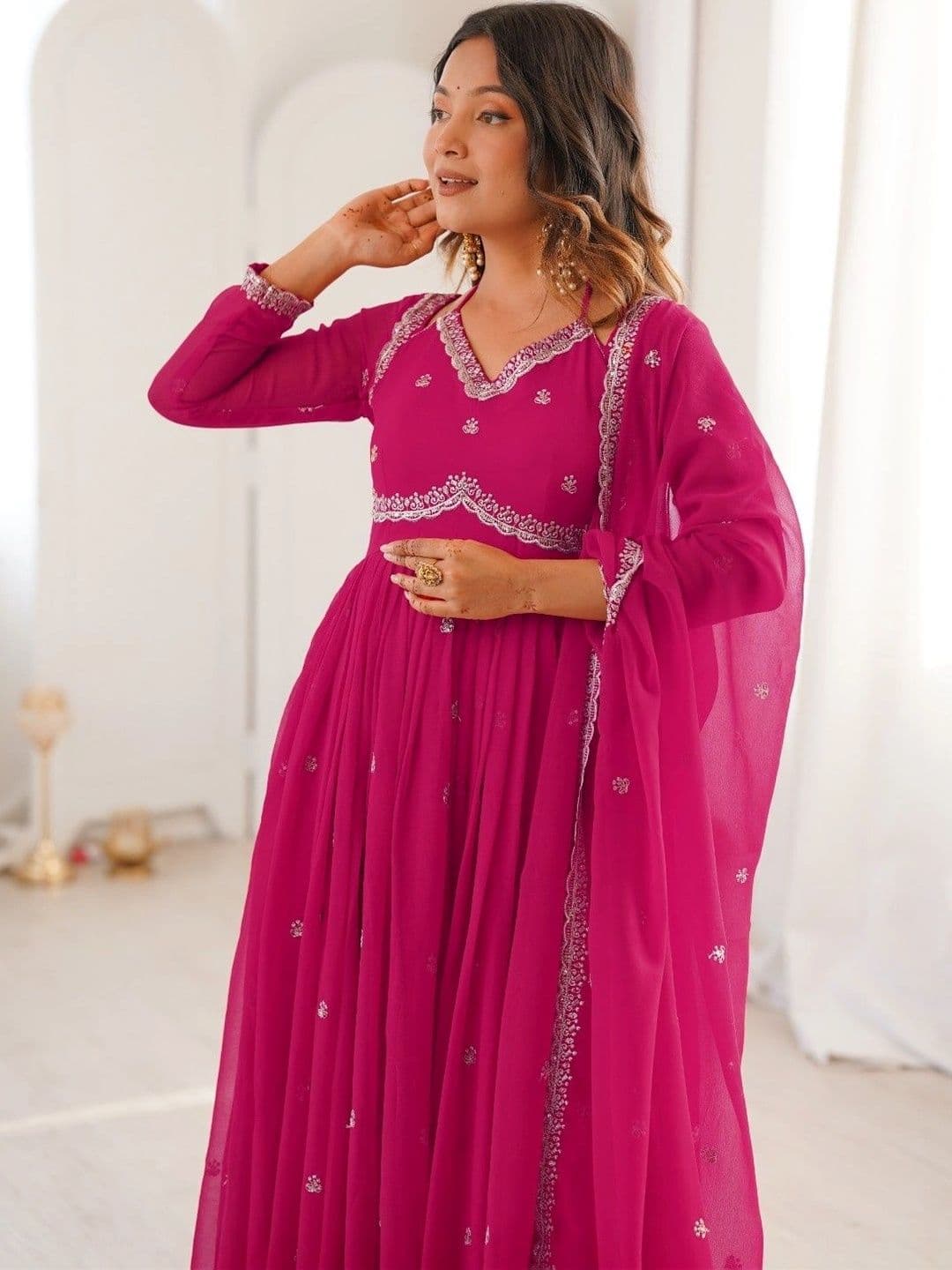 Frenzy Fusion Women Ethnic Motifs Embroidered Empire Thread Work Kurta with Pyjamas & With Dupatta thumbnail 4