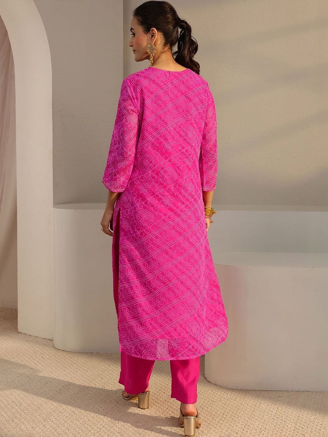 Libas Women Bandhani Printed Thread Work Kurta thumbnail 3