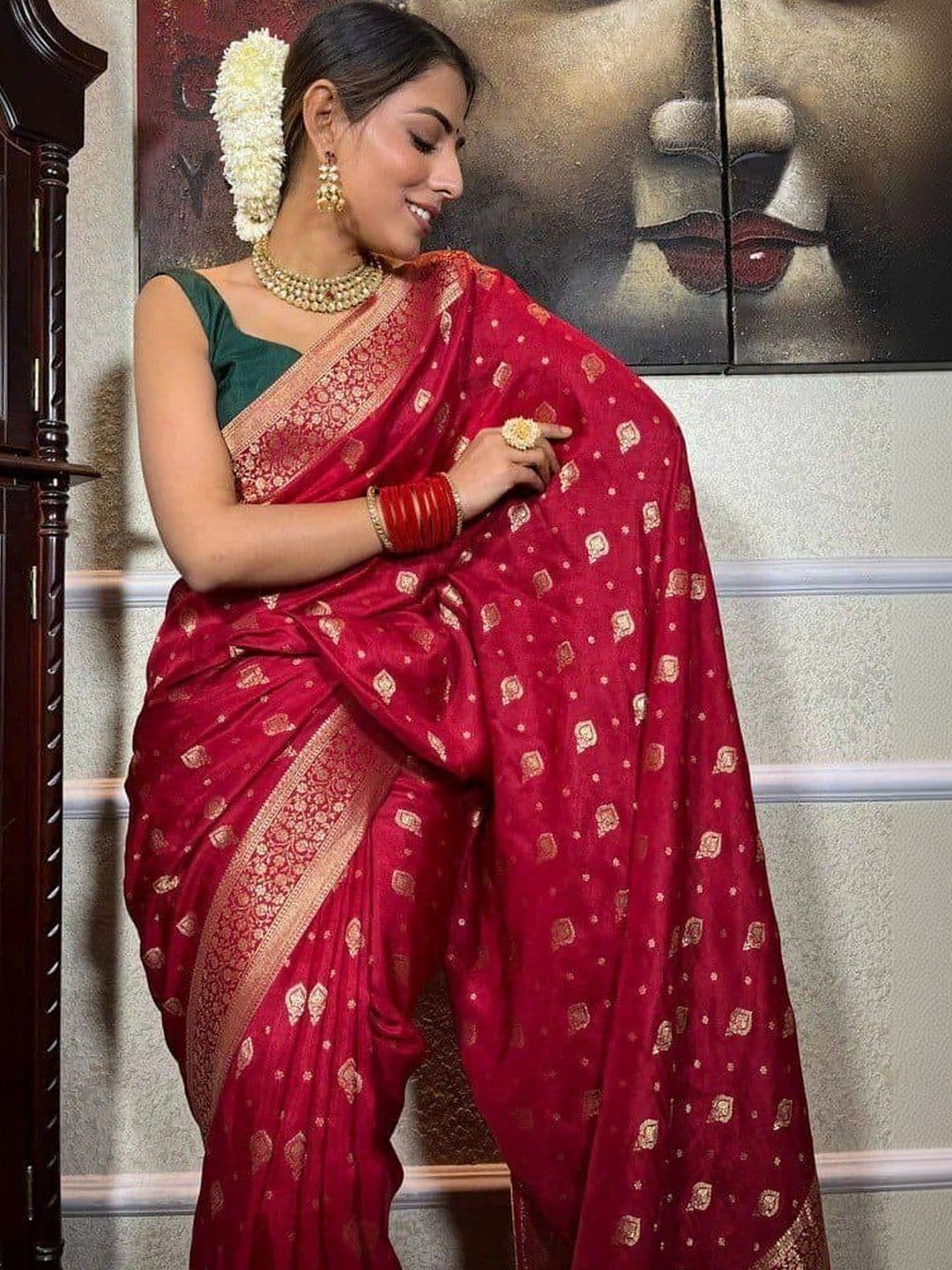 GMK Fashions Woven Design Zari Art Silk Banarasi Saree thumbnail 3