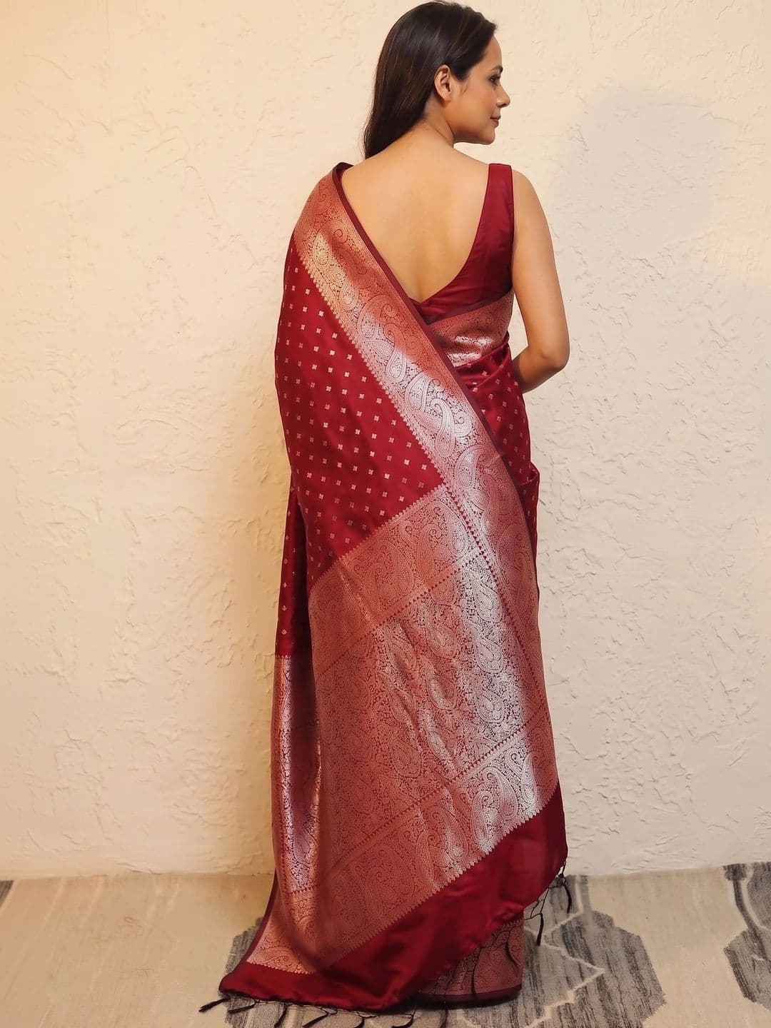 FINFOL Woven Design Zari Art Silk Banarasi Saree thumbnail 5