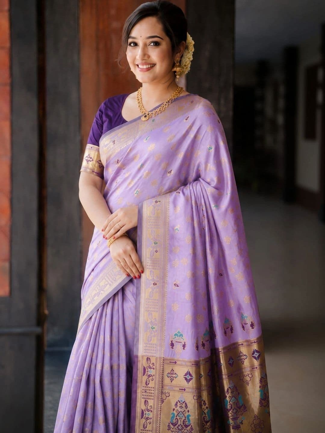 Veera Collection Woven Design Zari Art Silk Designer Banarasi Saree - view 1