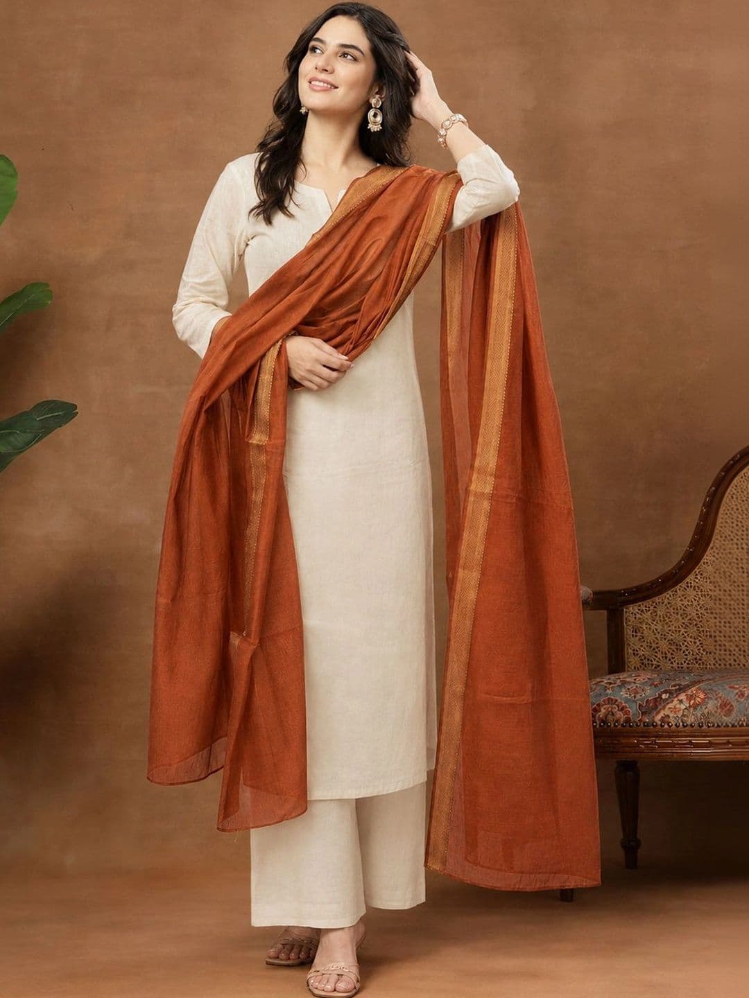 Sangria Women Regular Kurta with Palazzos & With Dupatta thumbnail 2