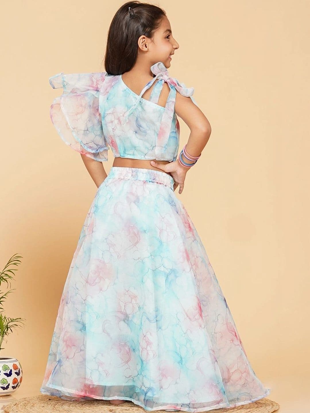 Laad Girls Printed Ready to Wear Lehenga & thumbnail 2