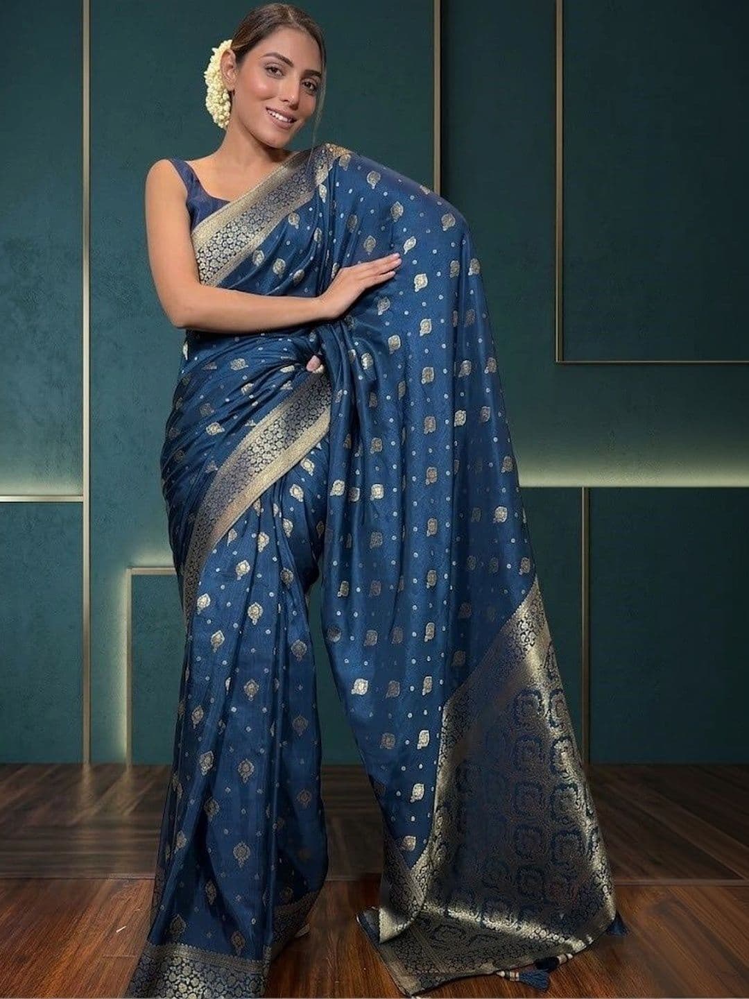 Vmdesigns Woven Design Zari Art Silk Banarasi Saree - view 1