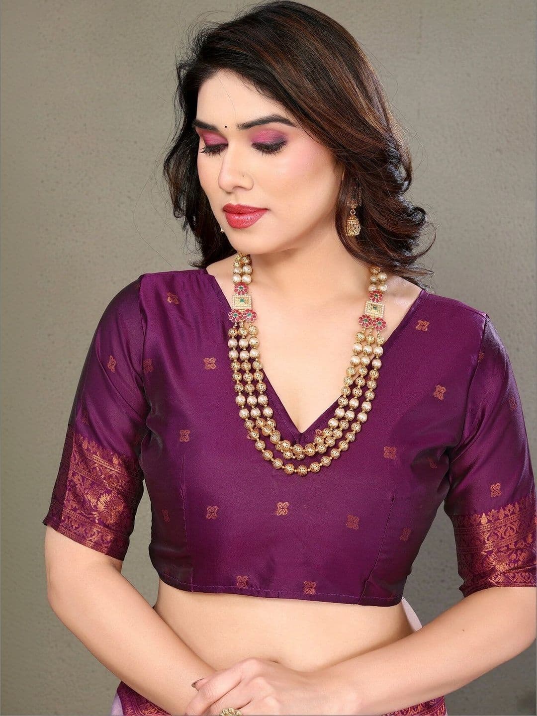 VS MALL Woven Design Zari Banarasi Saree thumbnail 4