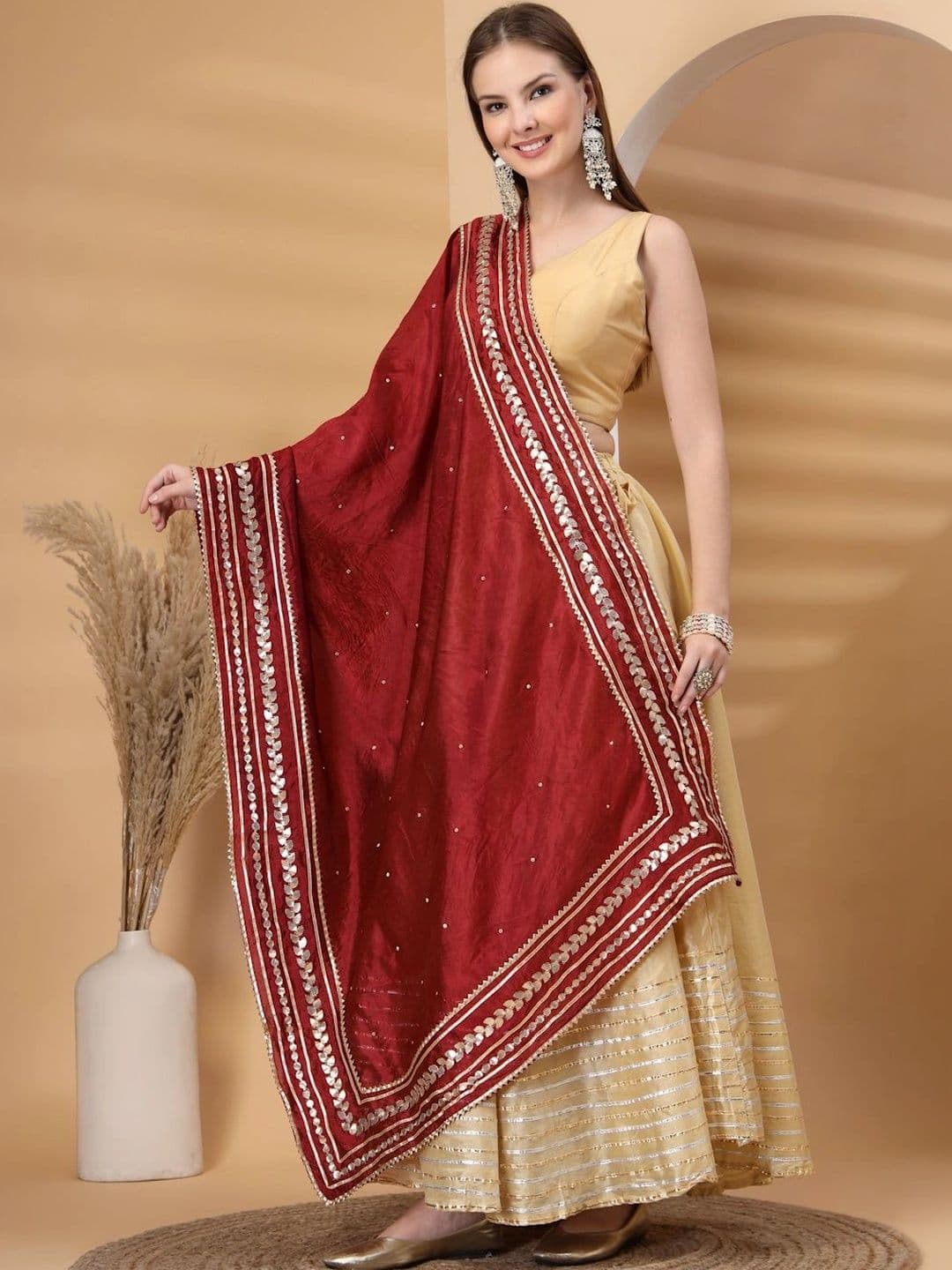 KALINI Dupatta with Sequinned - view 1
