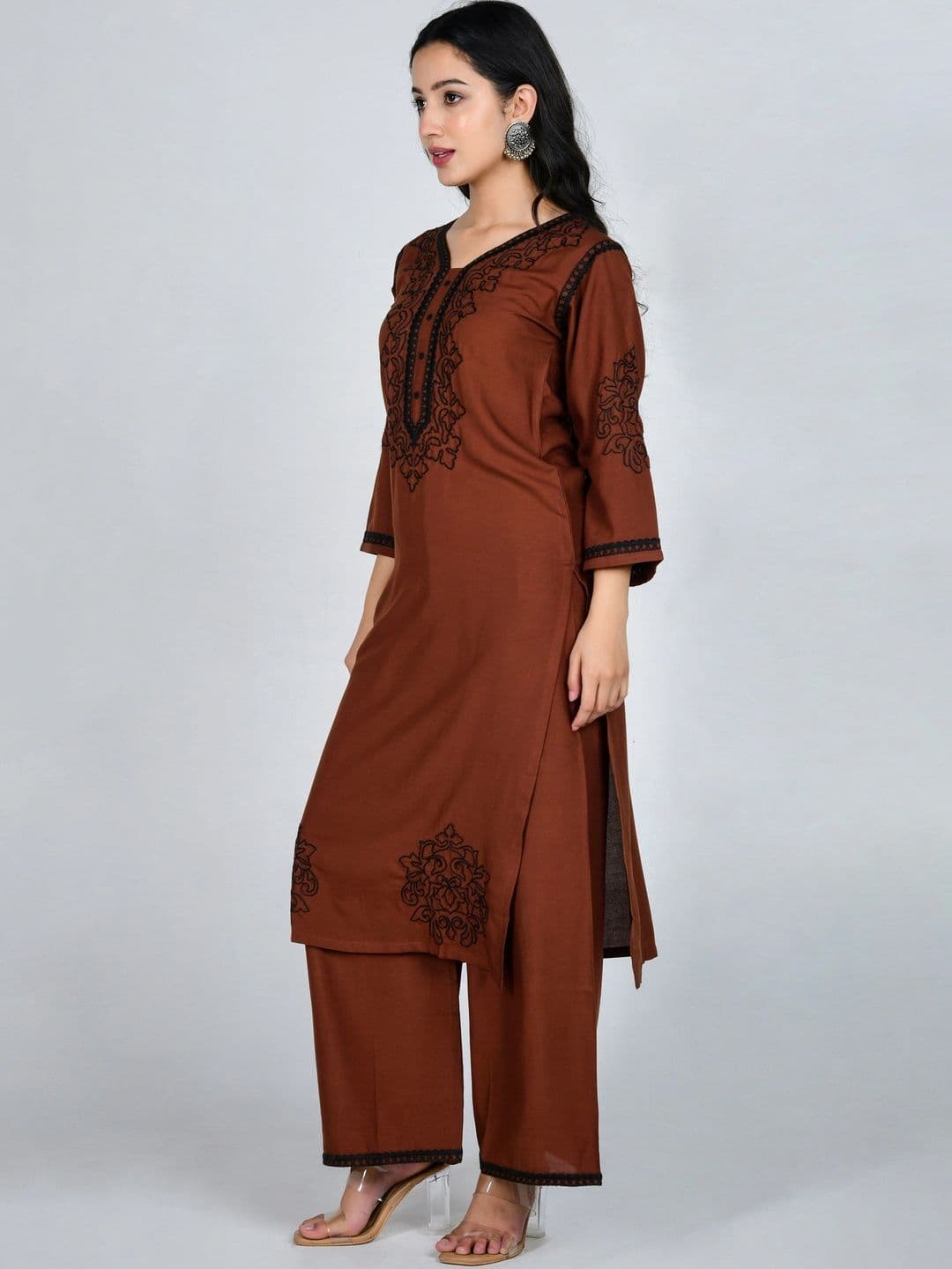YOJINI Women Ethnic Motifs Embroidered Regular Thread Work Kurta with Palazzos thumbnail 7