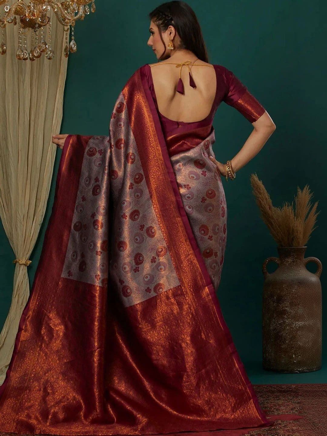VS MALL Woven Design Zari Banarasi Saree thumbnail 2