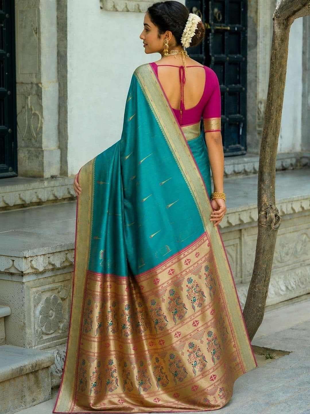 Veera Collection Woven Design Zari Art Silk Designer Banarasi Saree thumbnail 2