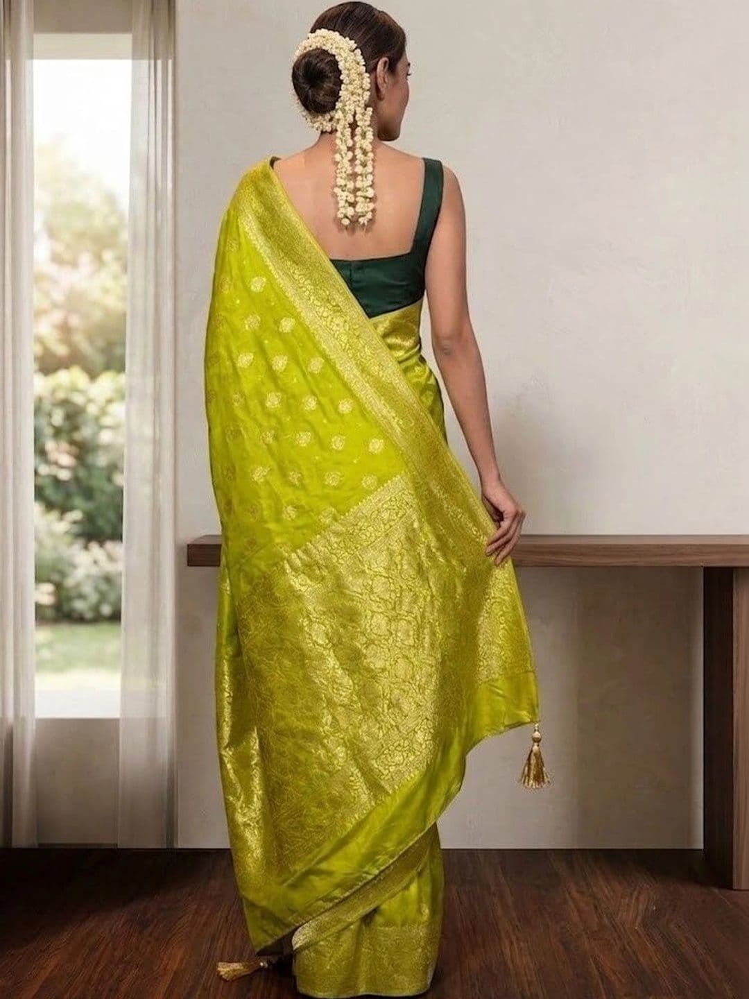 VelvetHue Woven Design Zari Art Silk Banarasi Saree thumbnail 4