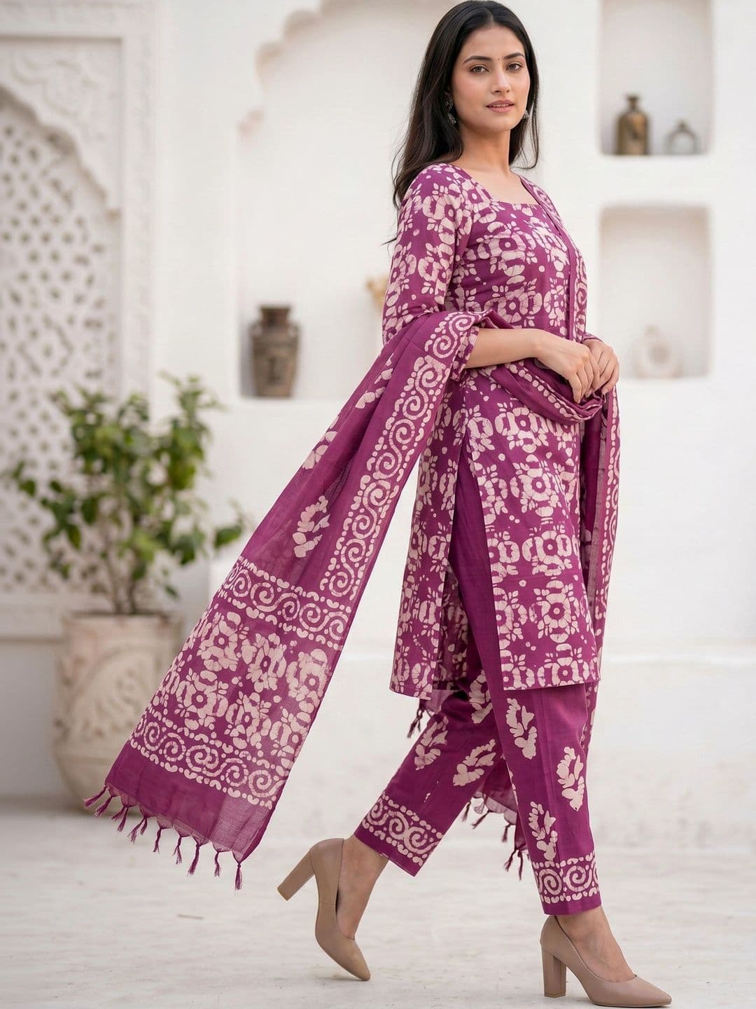 Mollika Printed Unstitched Dress Material thumbnail 5