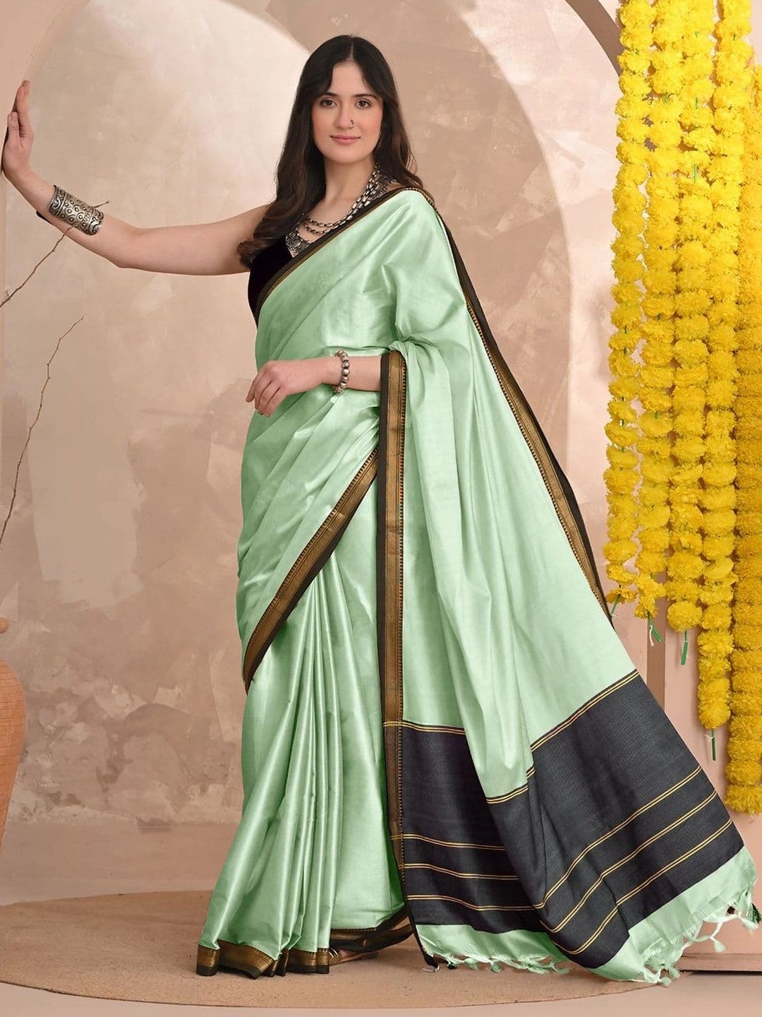 KALINI Woven Design Zari Designer Gadwal Saree thumbnail 2