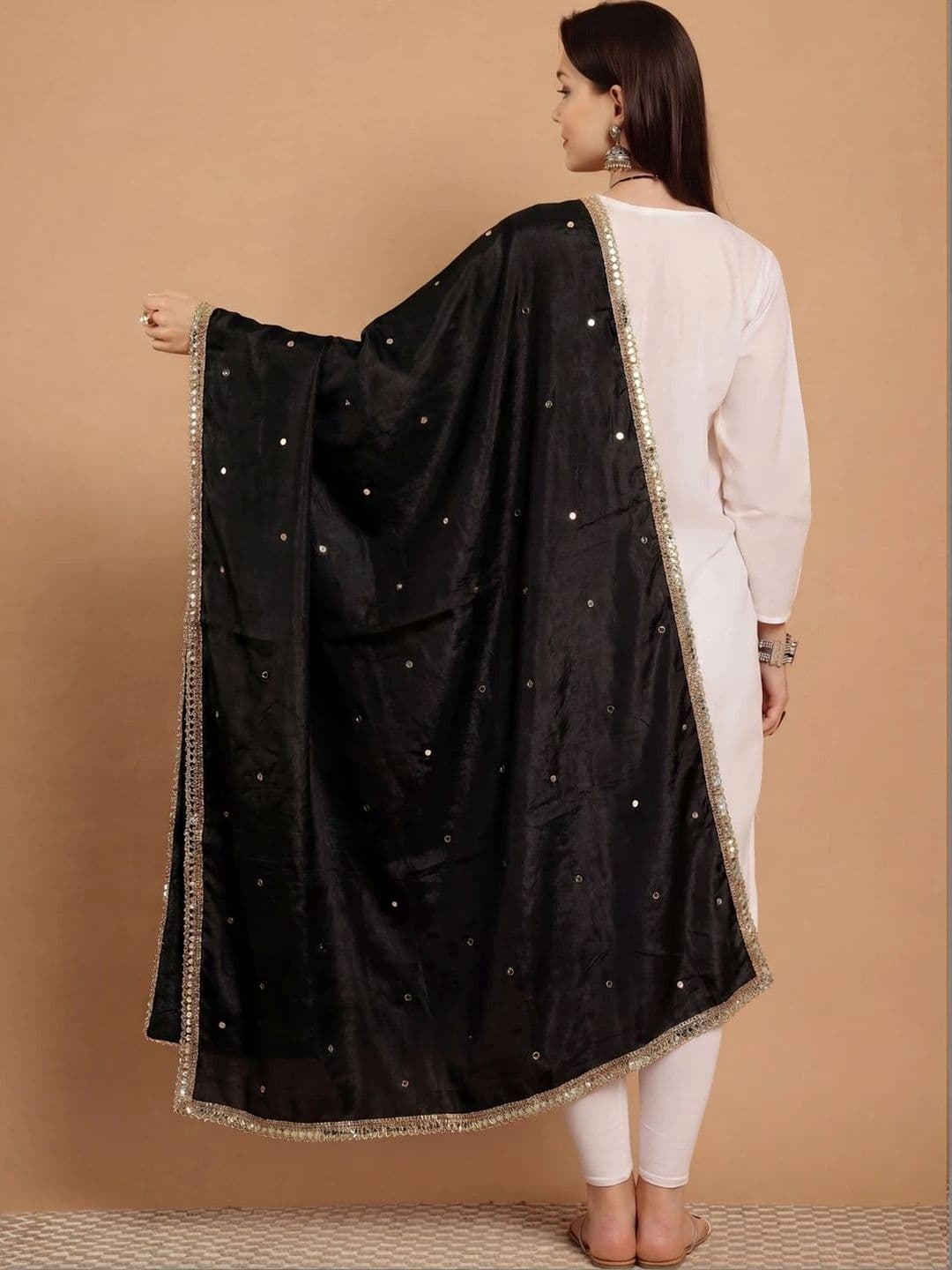 KALINI Dupatta with Mirror Work thumbnail 2