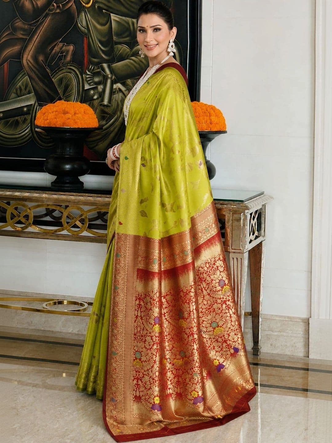 vastranagari Woven Design Zari Art Silk Designer Banarasi Saree thumbnail 2