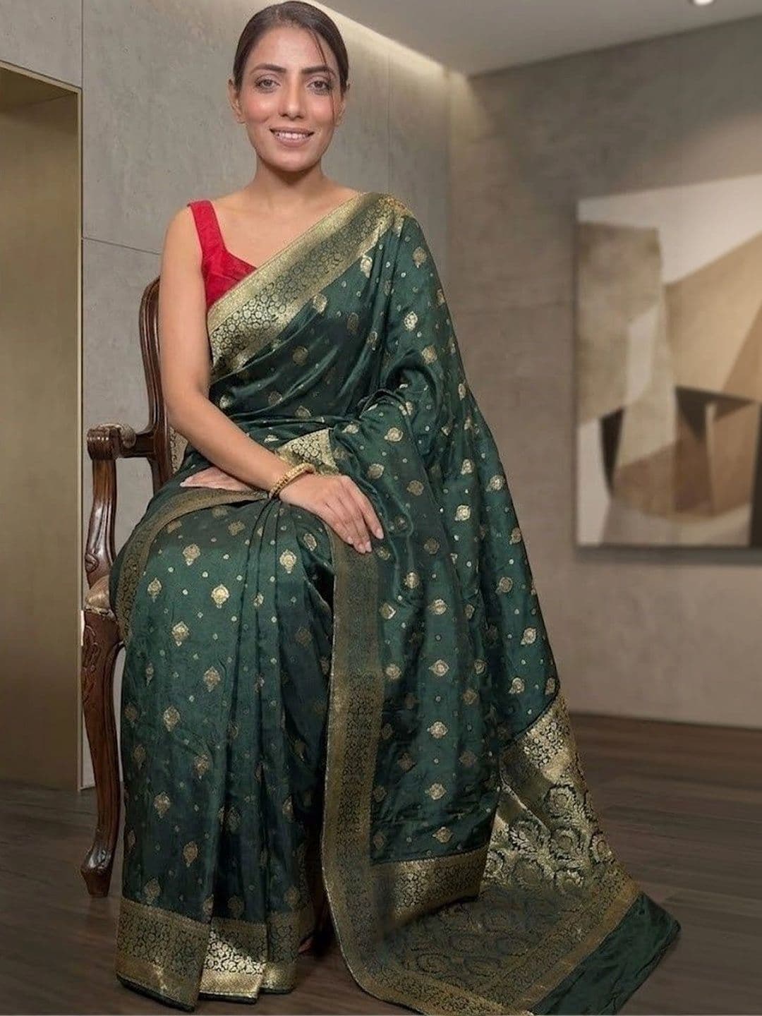 Zankhi Hosiery Woven Design Zari Art Silk Banarasi Saree thumbnail 2
