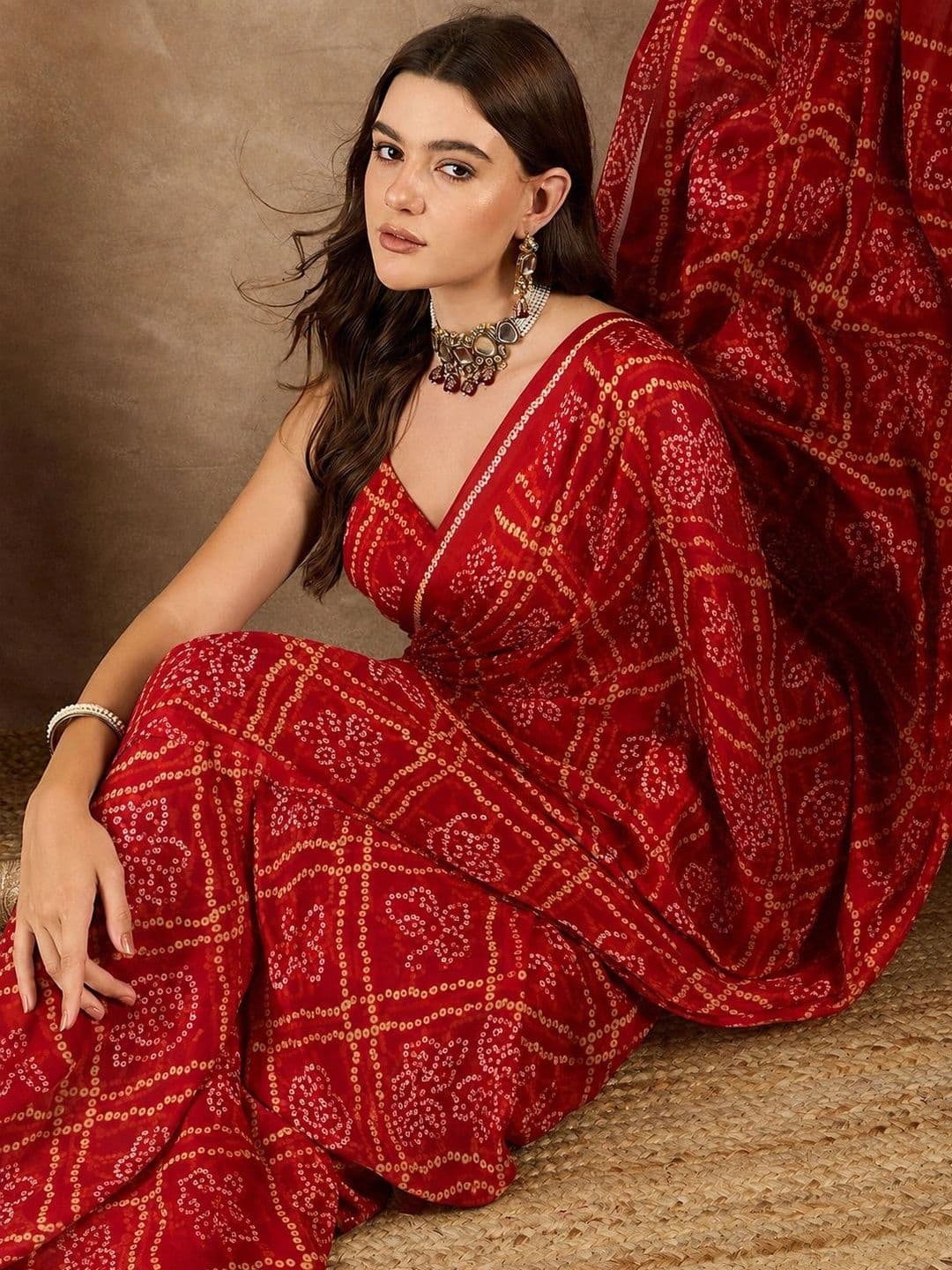 Sitanjali Bandhani Pure Georgette Saree thumbnail 5
