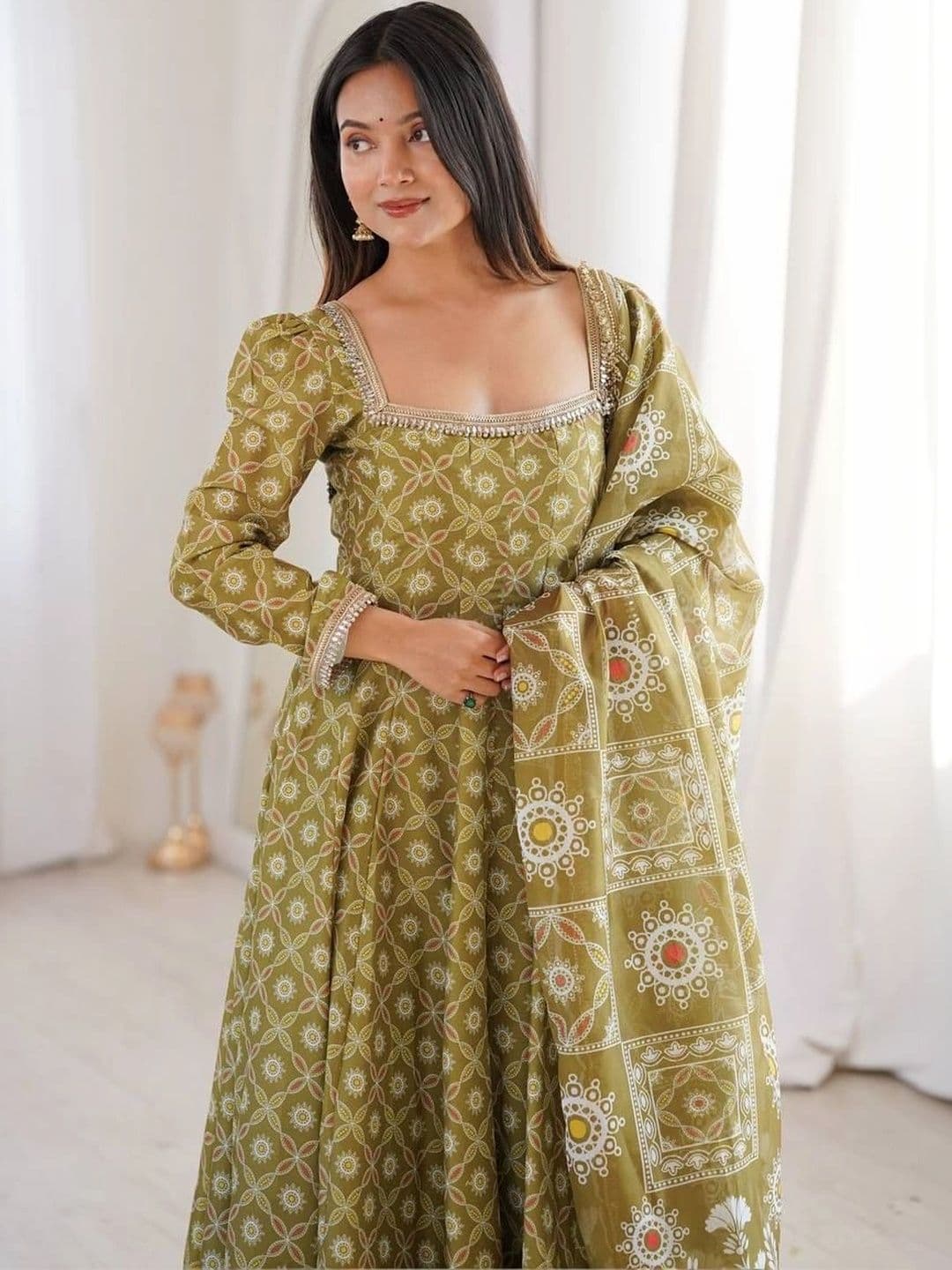 Kurtibella Women Ethnic Motifs Regular Pure Cotton Kurta with Trousers & With Dupatta thumbnail 6