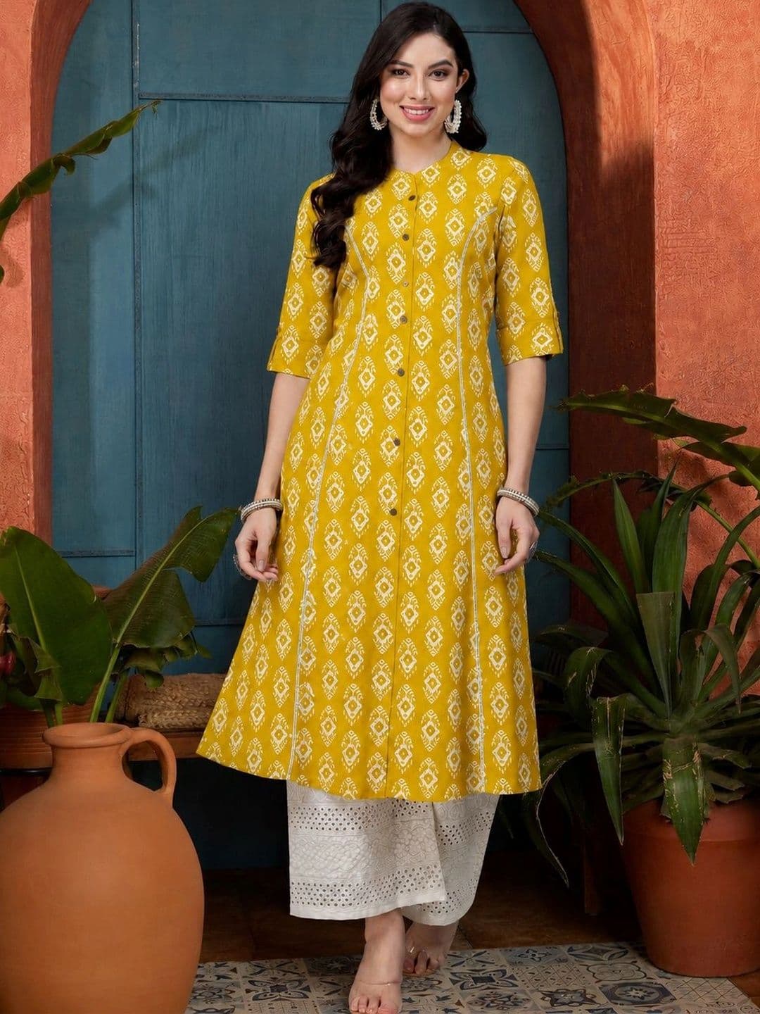 Stylum Women Geometric Printed Kurta thumbnail 3