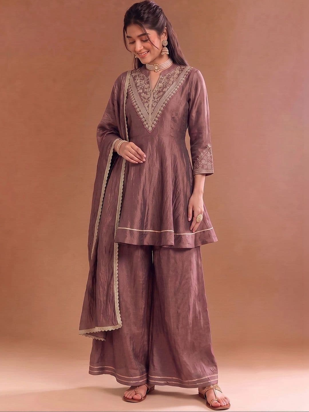 Varanga Women Ethnic Motifs Embroidered Regular Thread Work Kurta with Palazzos & With Dupatta - view 1