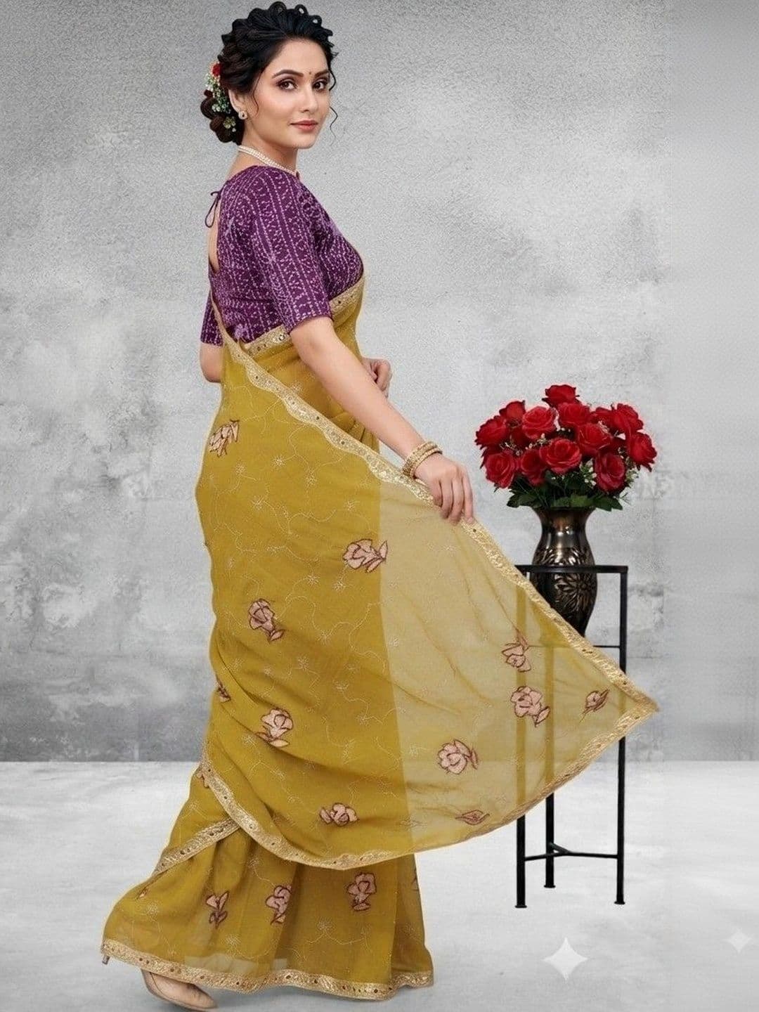 SmileyFashion Floral Embroidered Poly Georgette Saree thumbnail 5