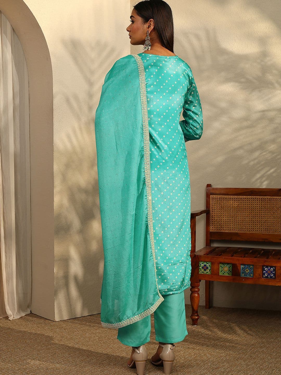 Libas Women Ethnic Motifs Printed Regular Thread Work Kurta with Trousers & With Dupatta thumbnail 5
