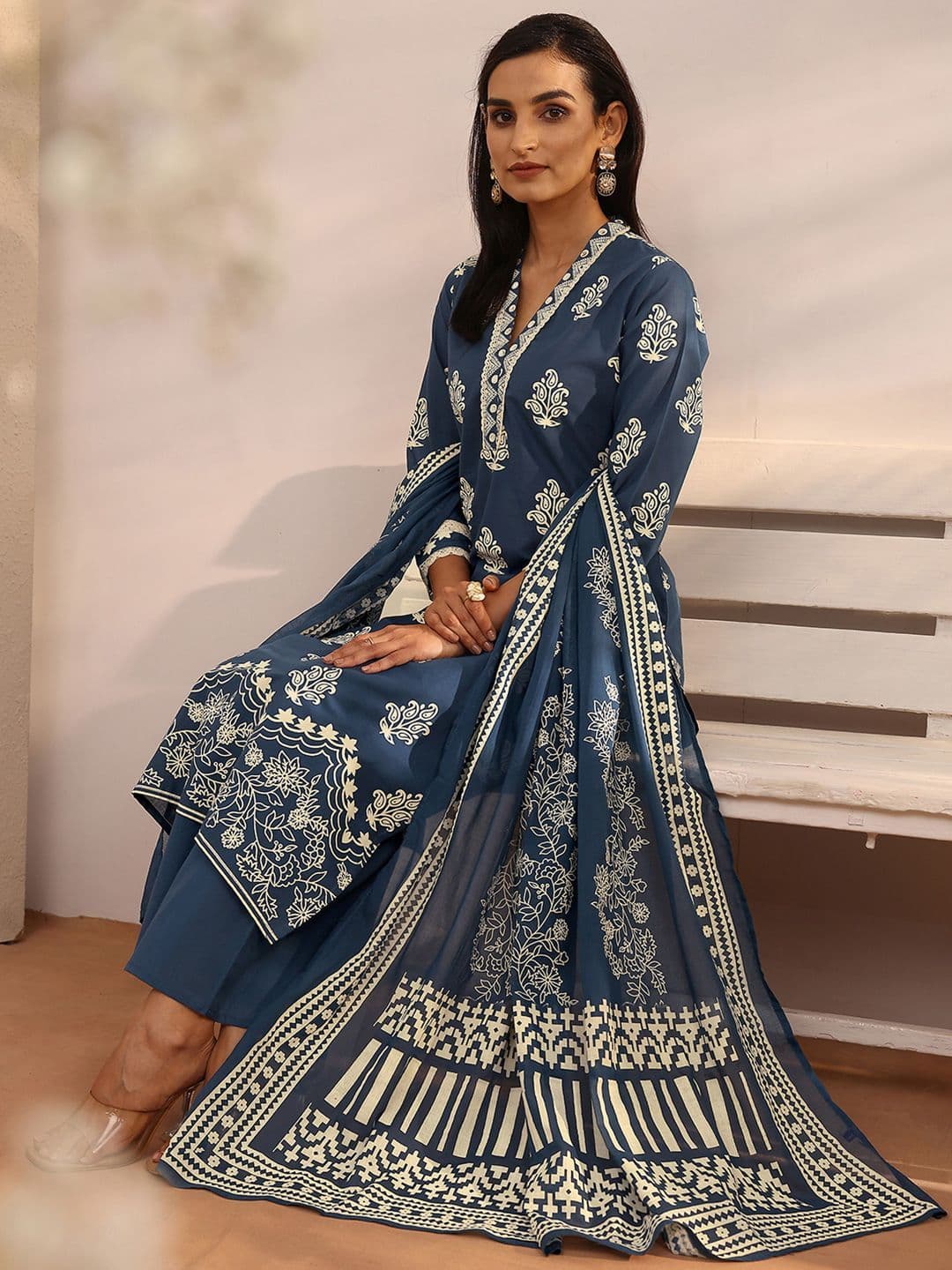 Libas Women Ethnic Motifs Printed Regular Thread Work Kurta with Palazzos & With Dupatta - view 1